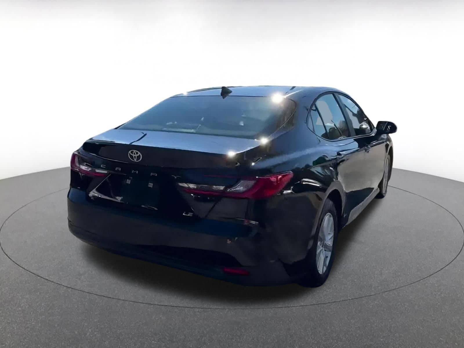Thumbnail: 2025 Toyota Camry - 12