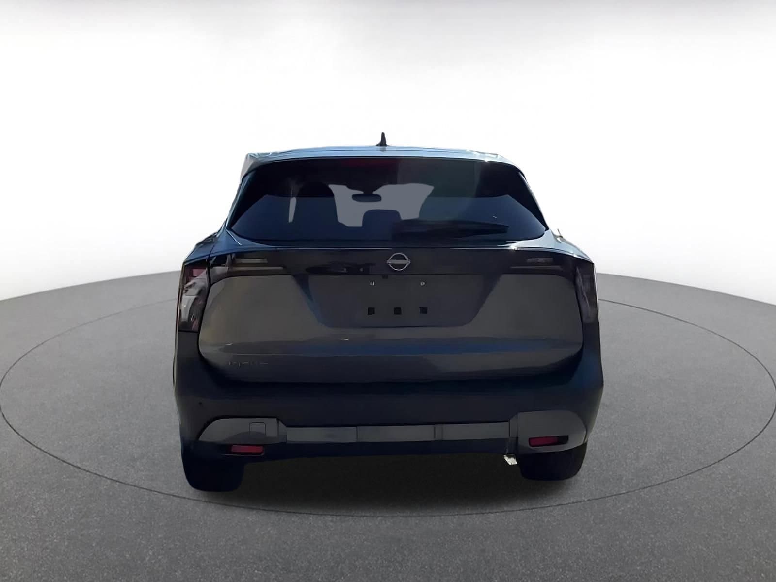 Thumbnail: 2025 Nissan Kicks - 12