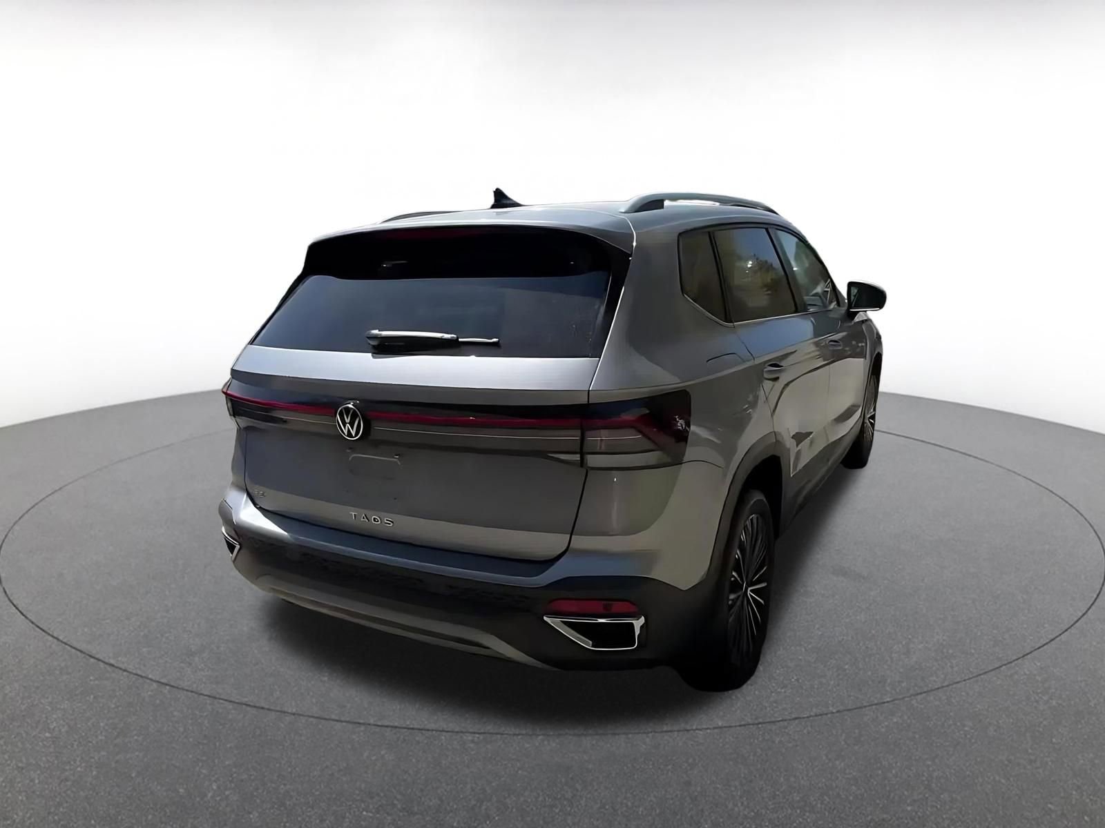 Thumbnail: 2025 Volkswagen Taos - 14