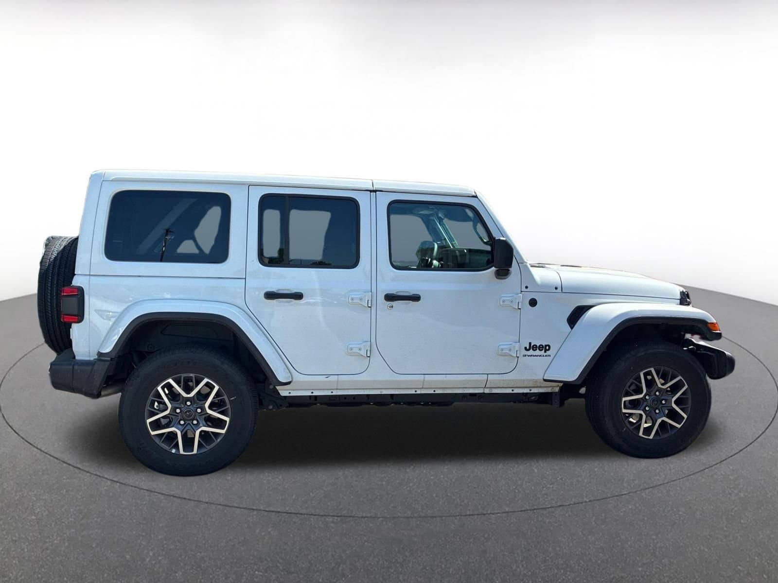 Thumbnail: 2025 Jeep Wrangler - 8