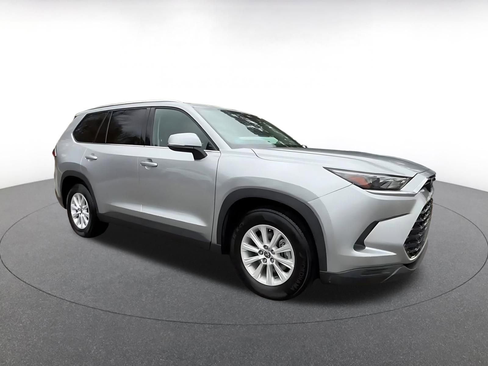 Thumbnail: 2025 Toyota Grand Highlander - 2