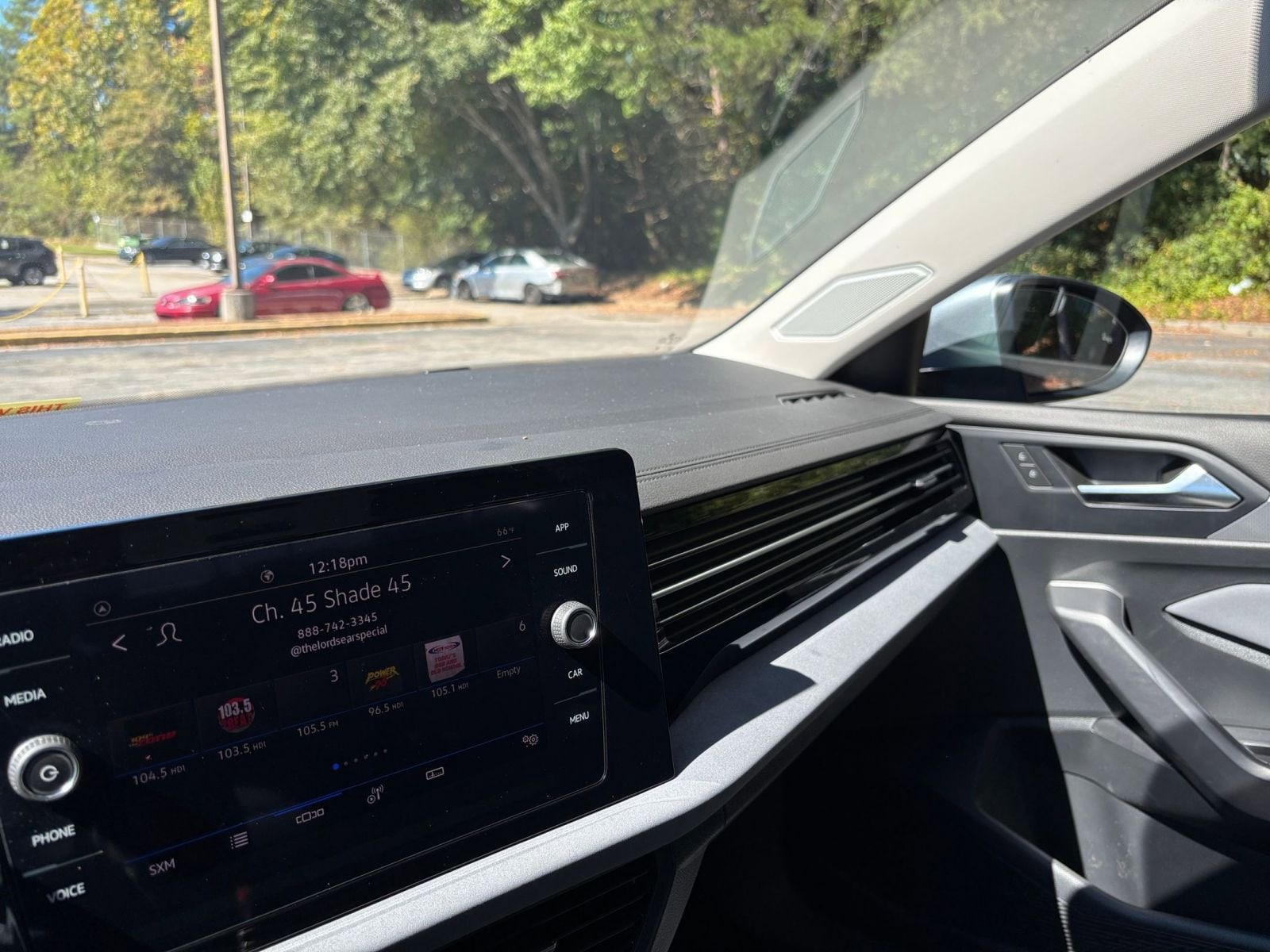 Thumbnail: 2025 Volkswagen Jetta - 35