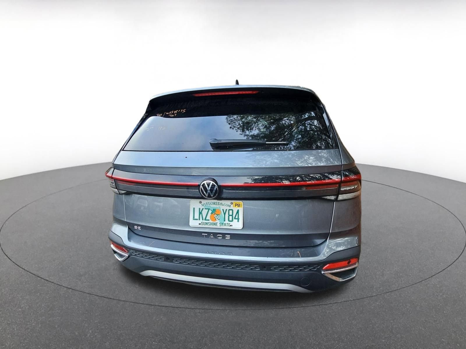 Thumbnail: 2025 Volkswagen Taos - 6