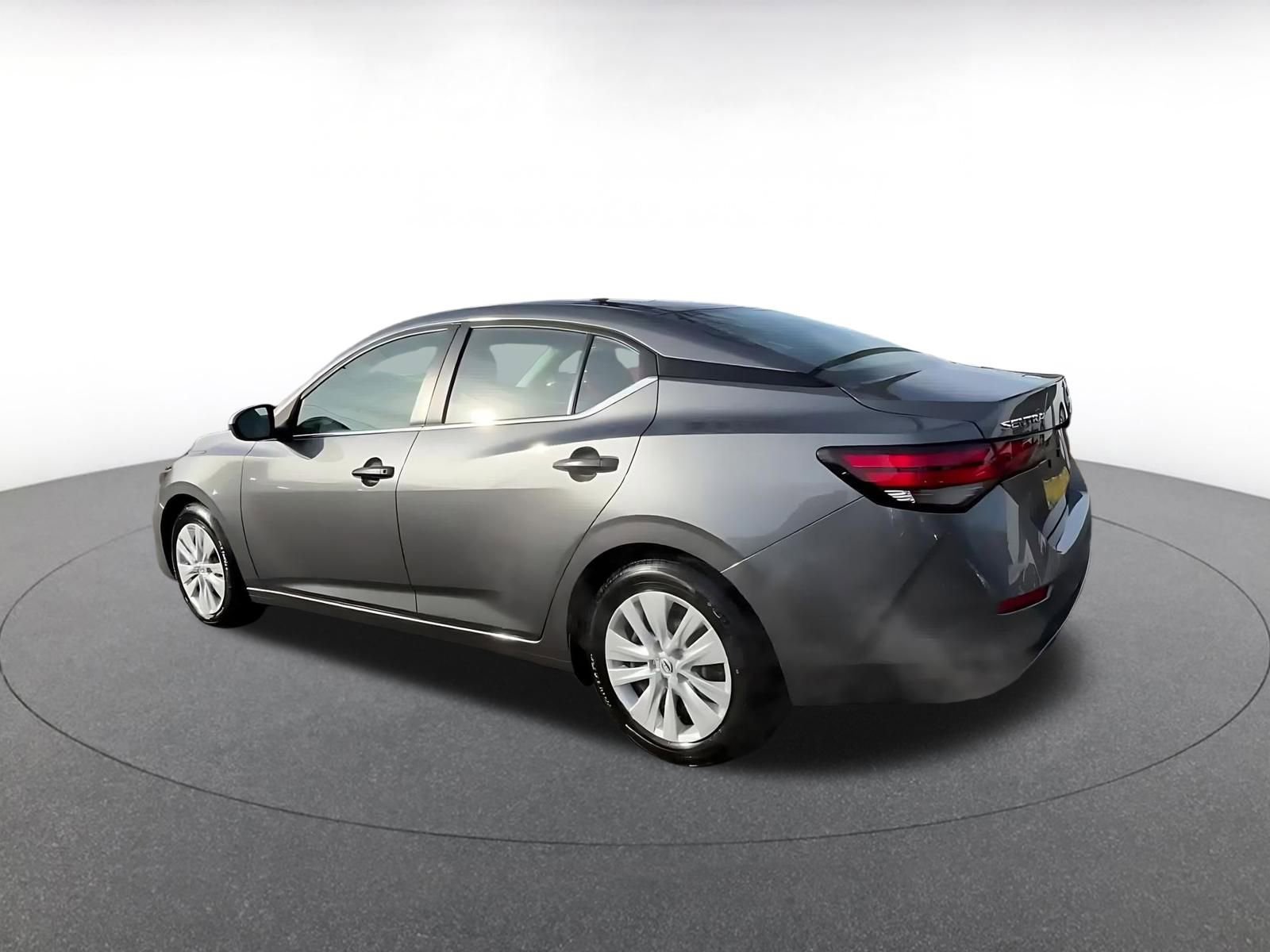 Thumbnail: 2025 Nissan Sentra - 10