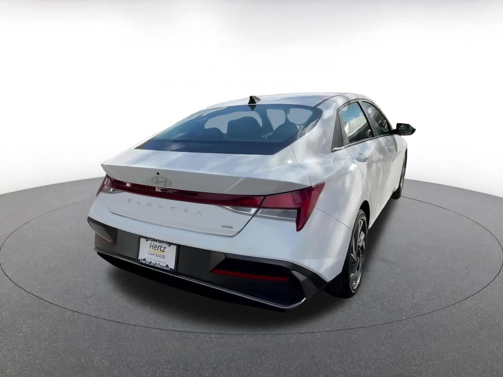 Thumbnail: 2025 Hyundai Elantra - 14