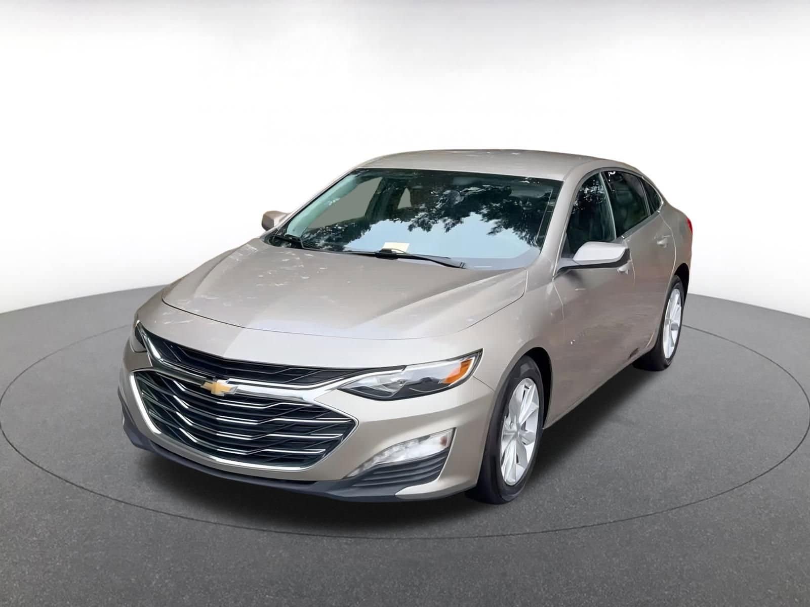 Thumbnail: 2024 Chevrolet Malibu - 7
