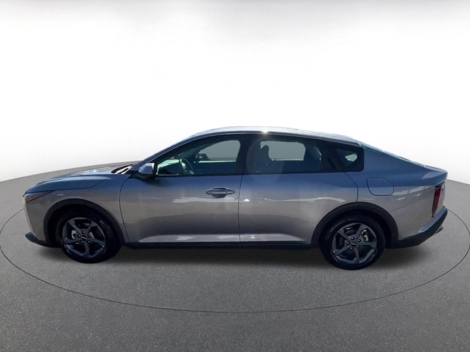 Thumbnail: 2025 Kia K4 - 9