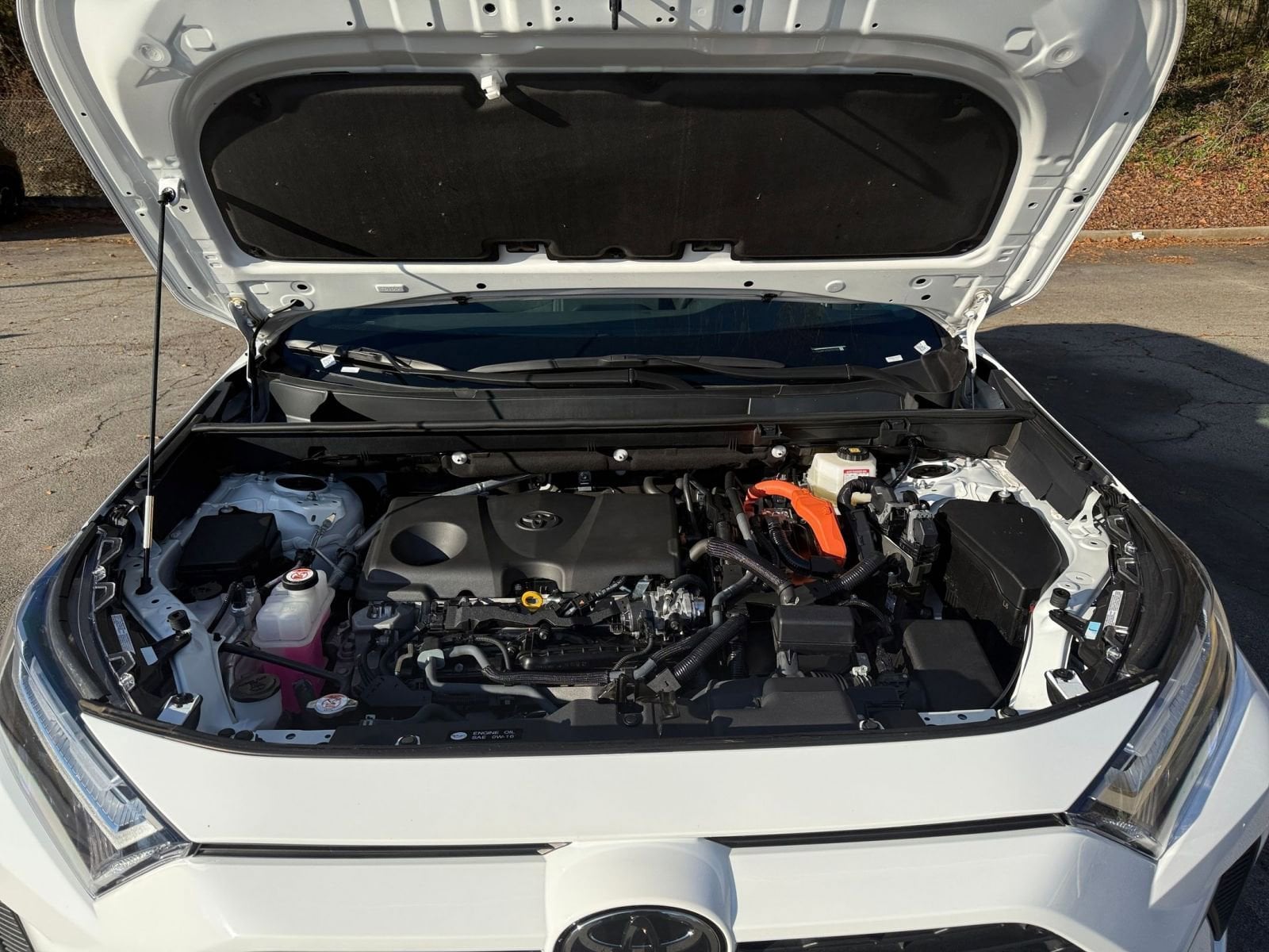 Thumbnail: 2025 Toyota RAV4 - 32