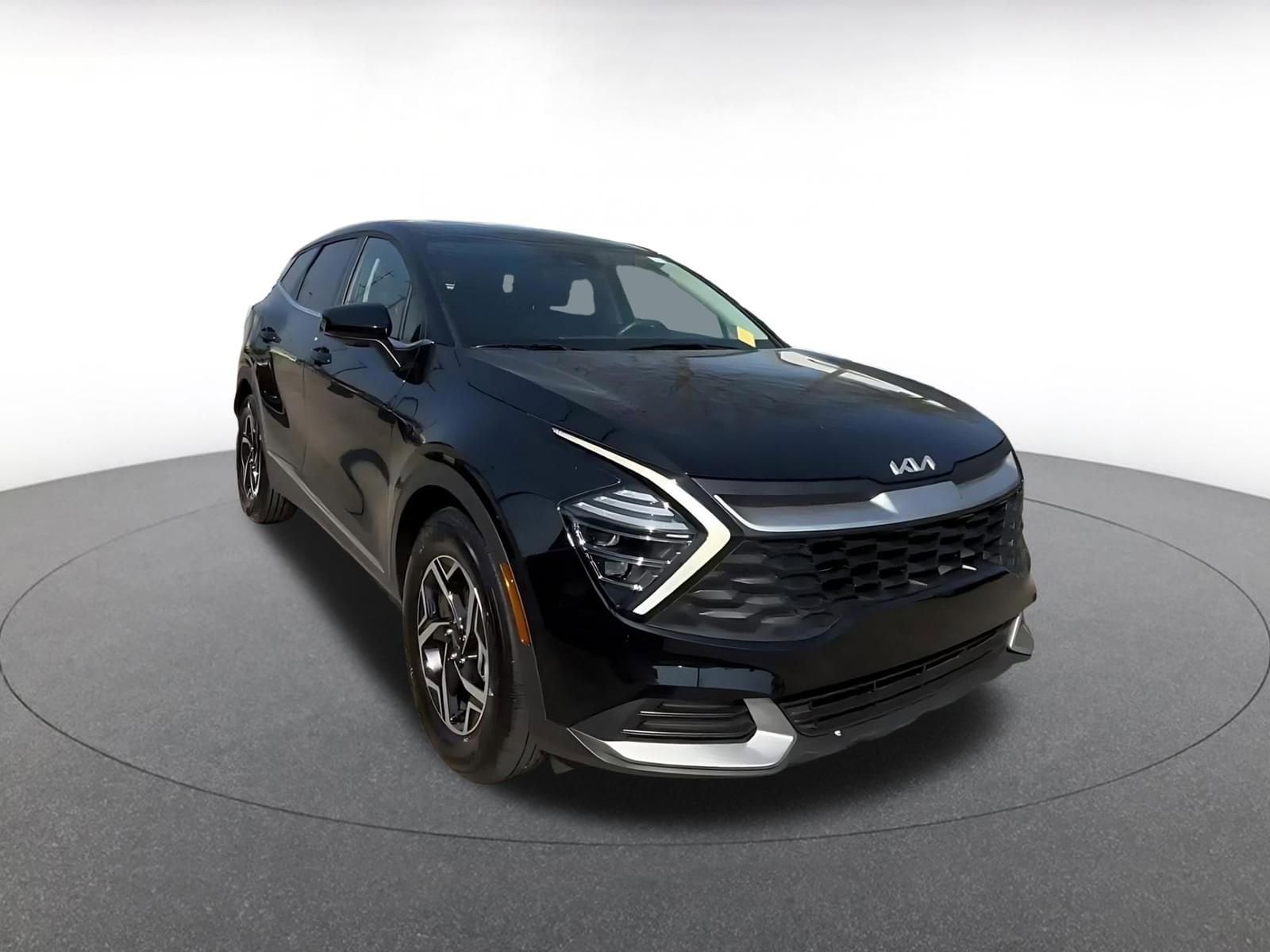 Thumbnail: 2025 Kia Sportage - 3