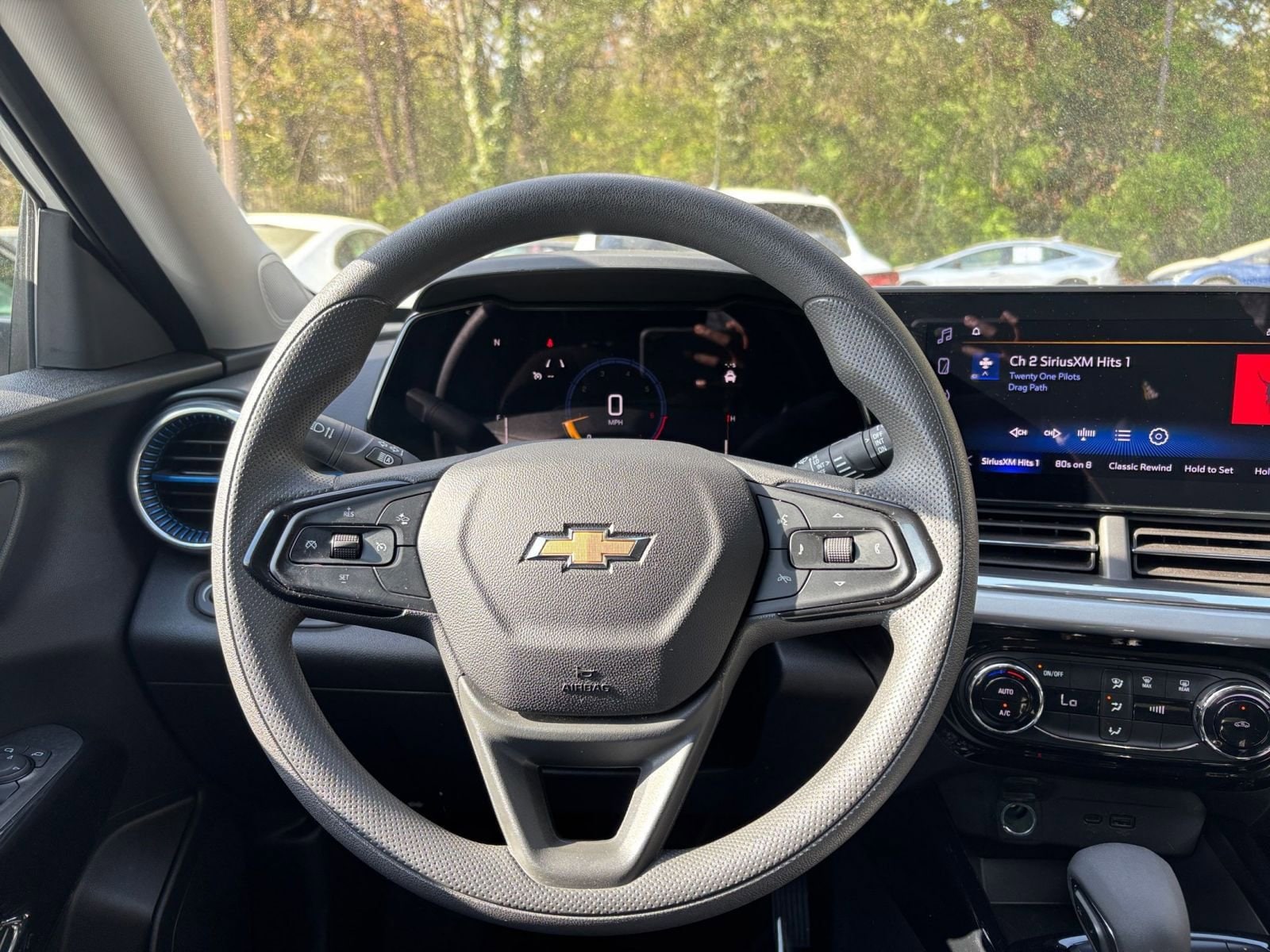 Thumbnail: 2025 Chevrolet Trax - 35