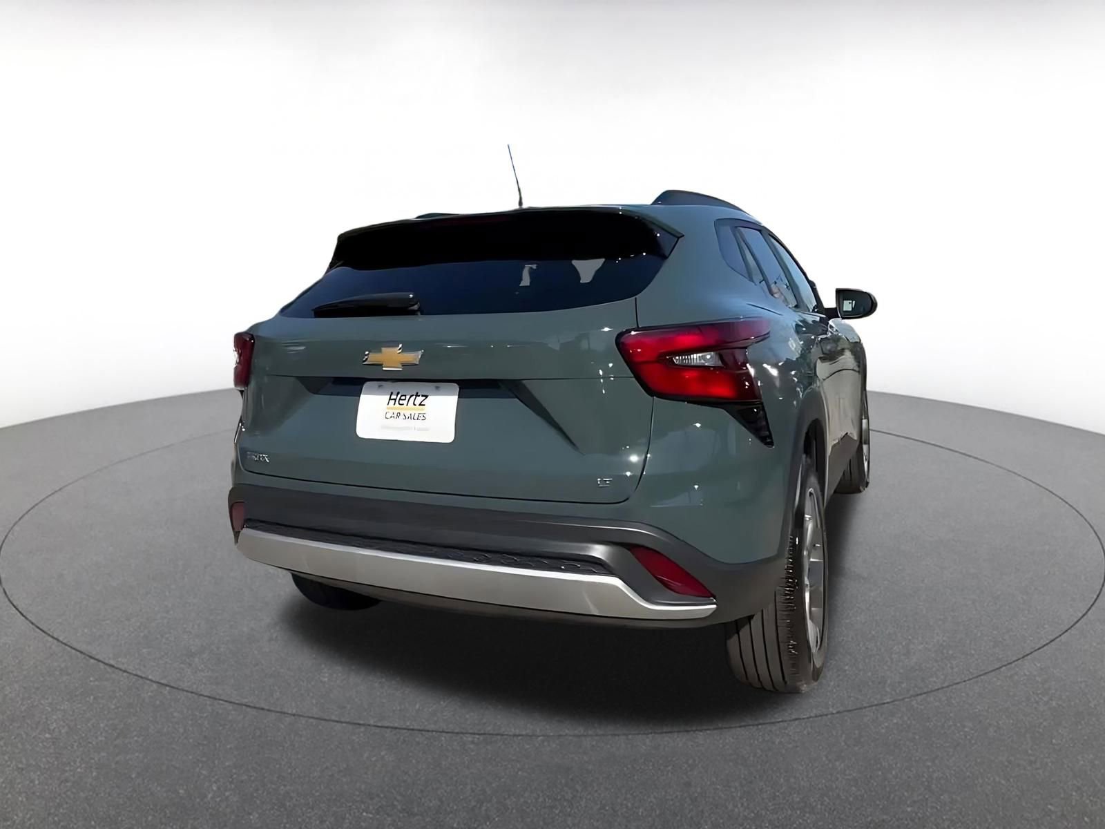 Thumbnail: 2025 Chevrolet Trax - 14