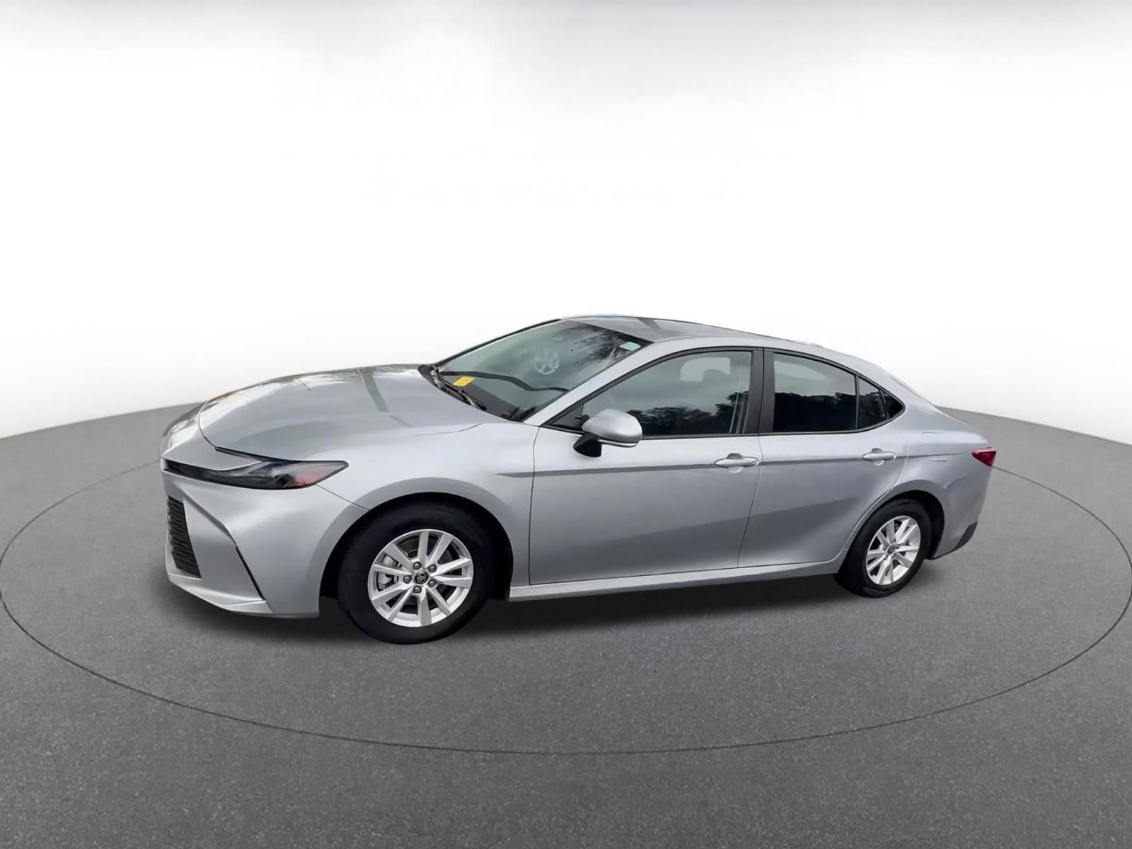 Thumbnail: 2025 Toyota Camry - 8