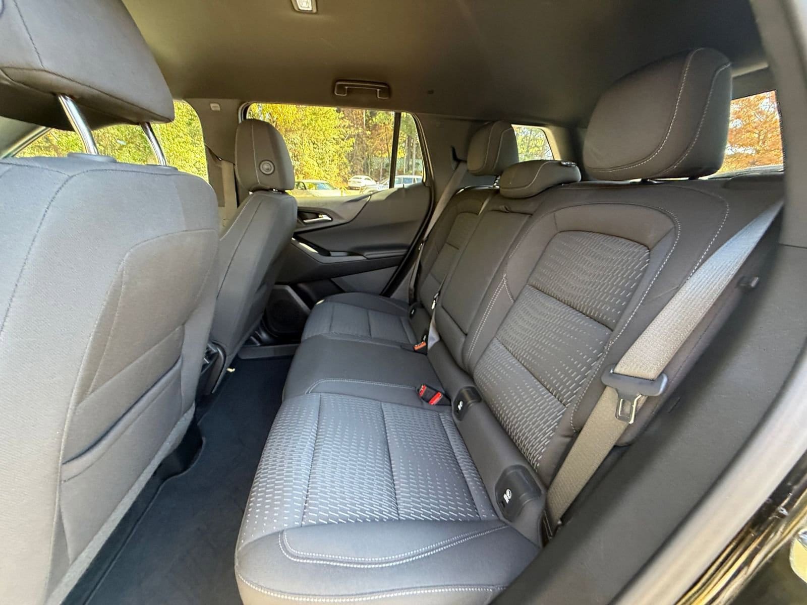 Thumbnail: 2025 Chevrolet Equinox - 25