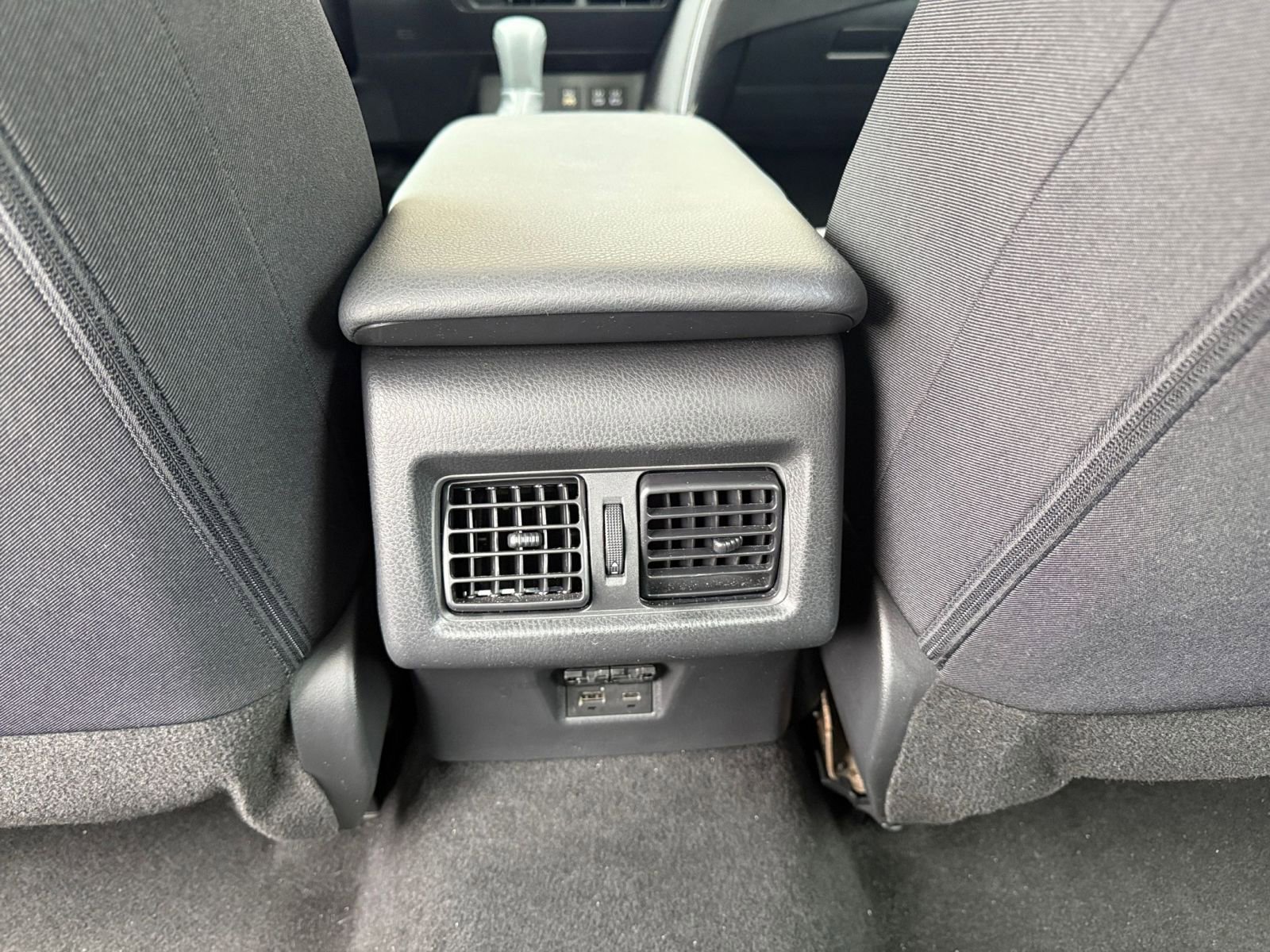 Thumbnail: 2025 Toyota Camry - 24