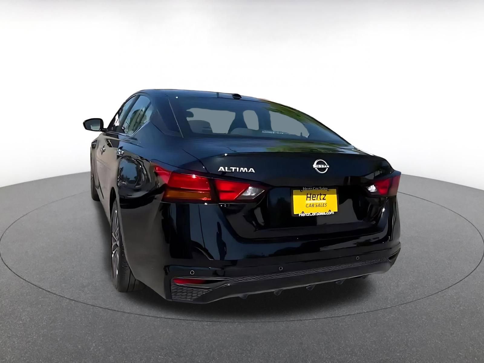 Thumbnail: 2025 Nissan Altima - 11