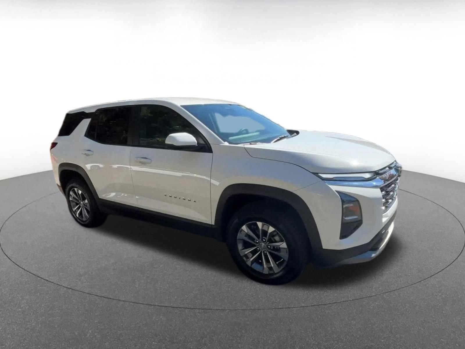 Thumbnail: 2025 Chevrolet Equinox - 2