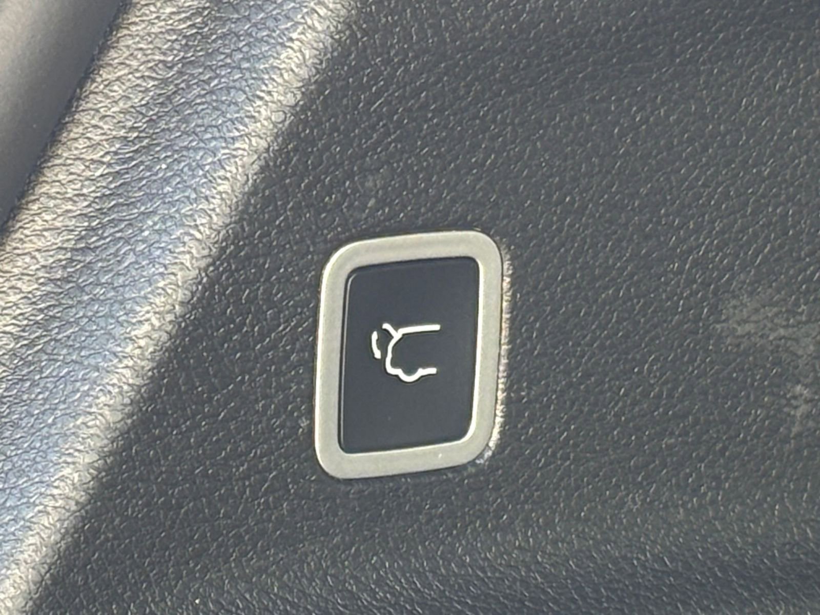 Thumbnail: 2025 Chrysler Pacifica - 31