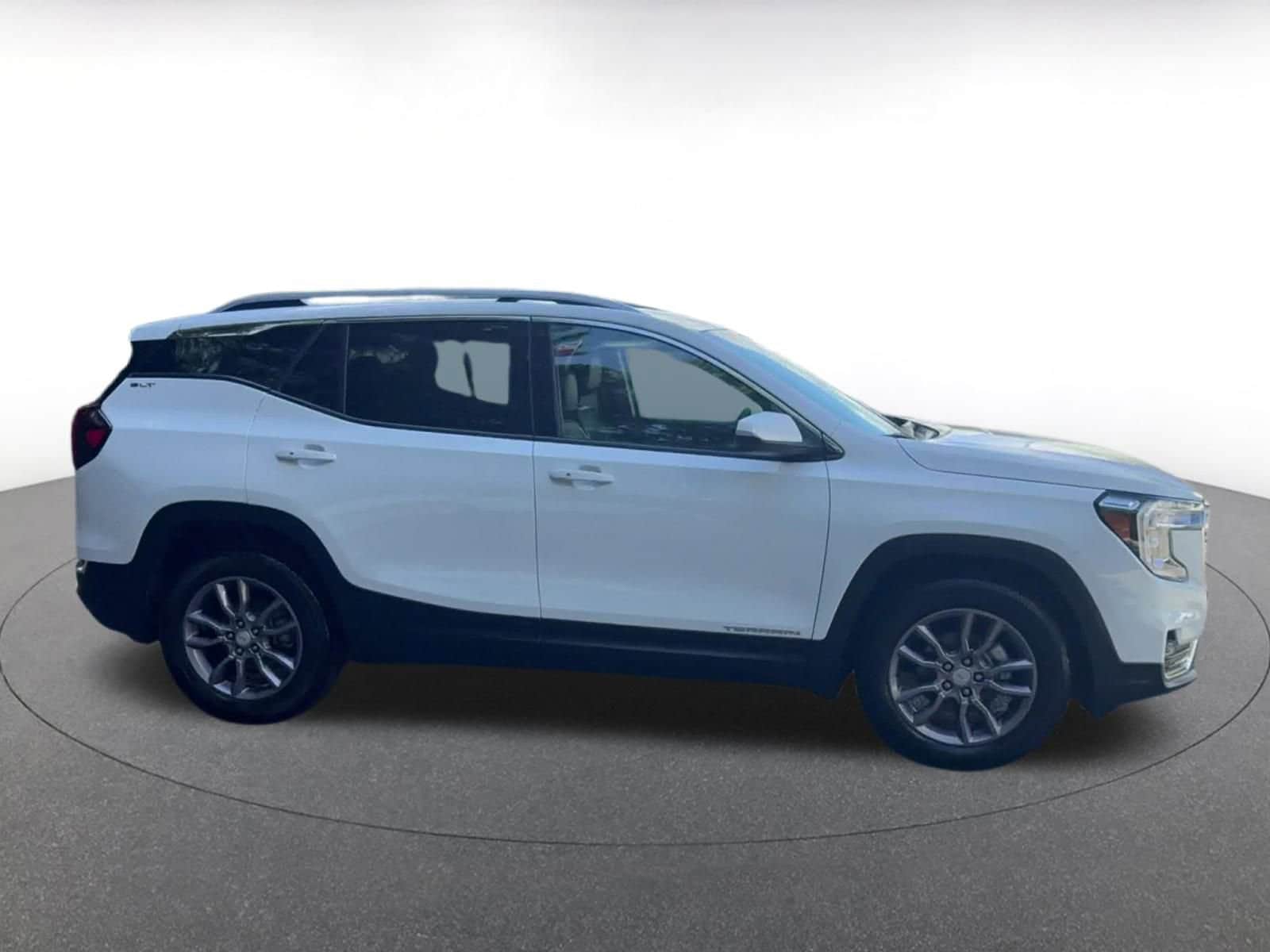 Thumbnail: 2023 GMC Terrain - 16