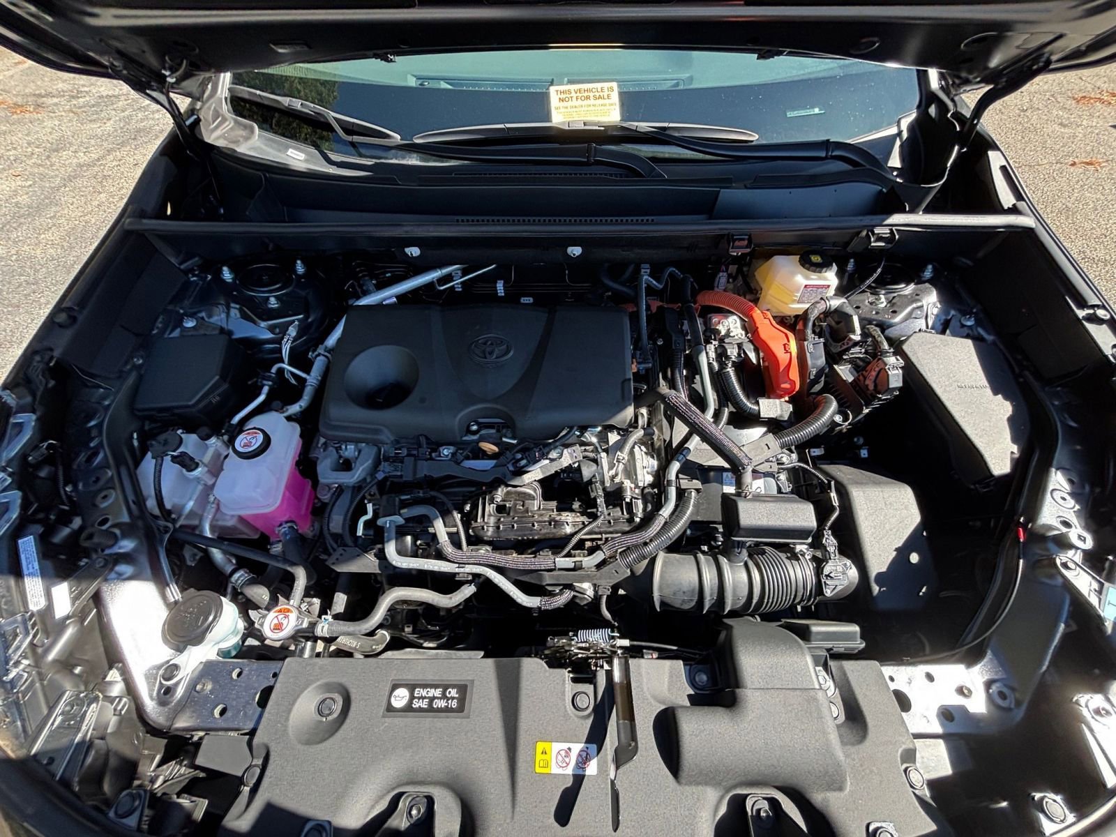 Thumbnail: 2025 Toyota RAV4 - 32