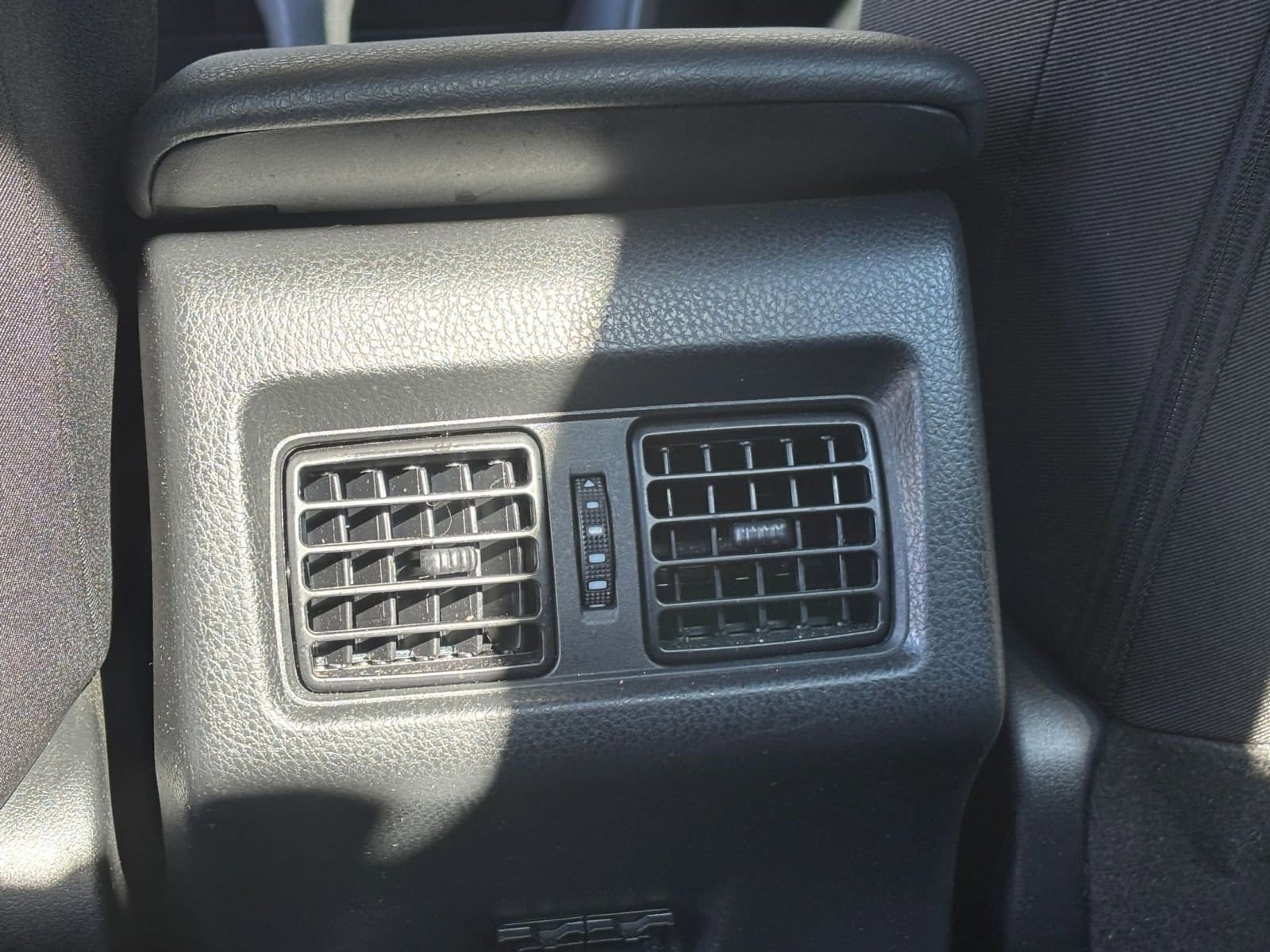 Thumbnail: 2025 Toyota Camry - 24