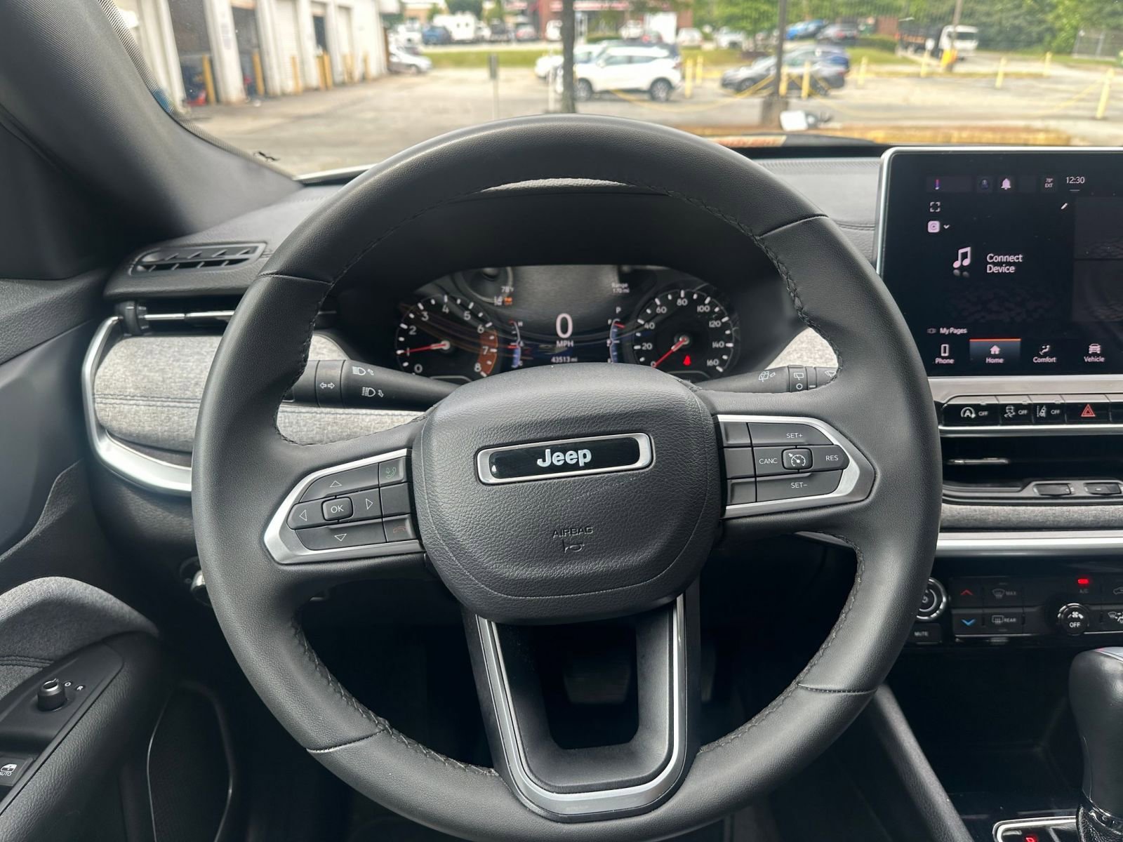 Thumbnail: 2023 Jeep Compass - 28