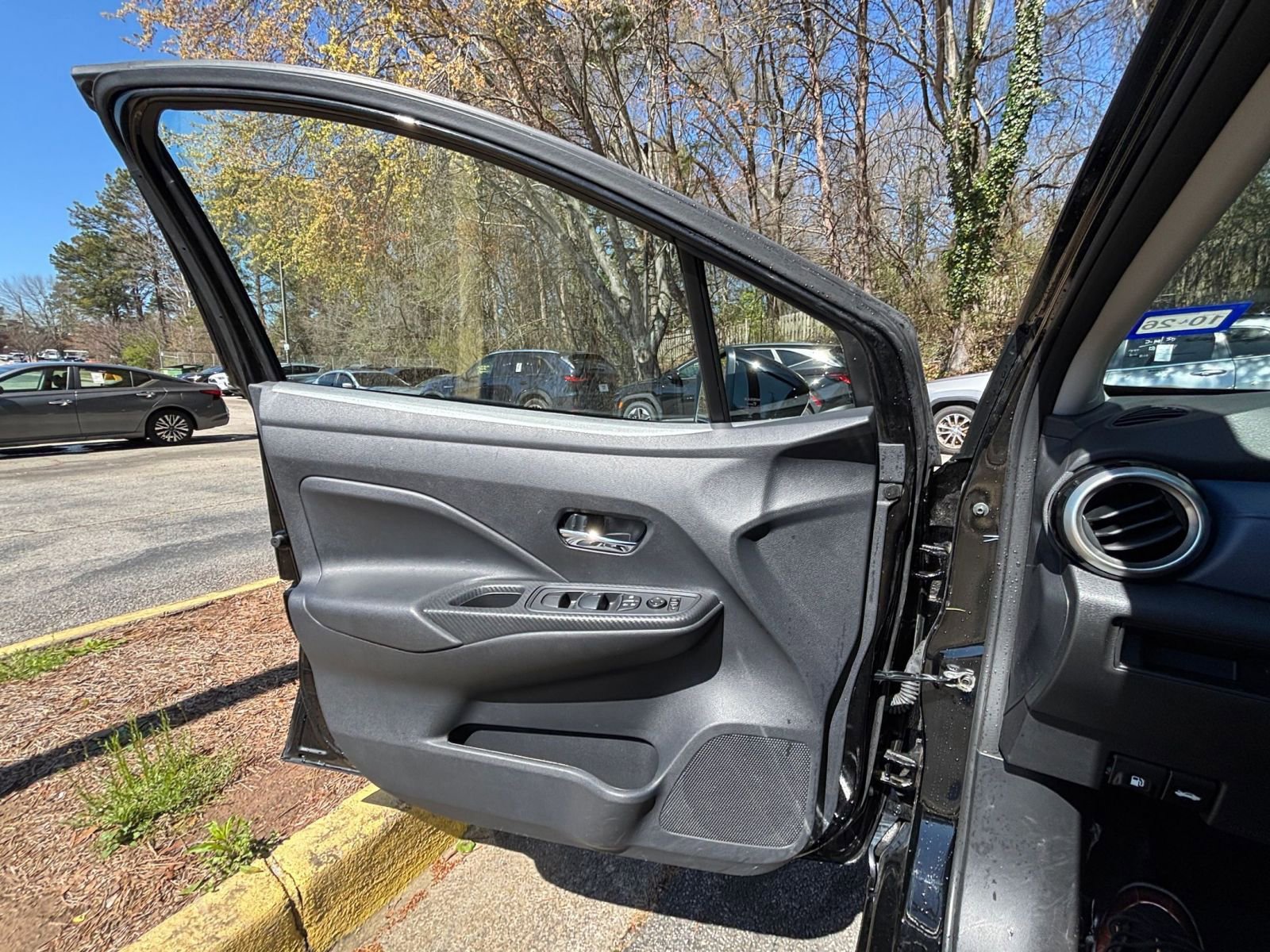 Thumbnail: 2025 Nissan Versa - 18