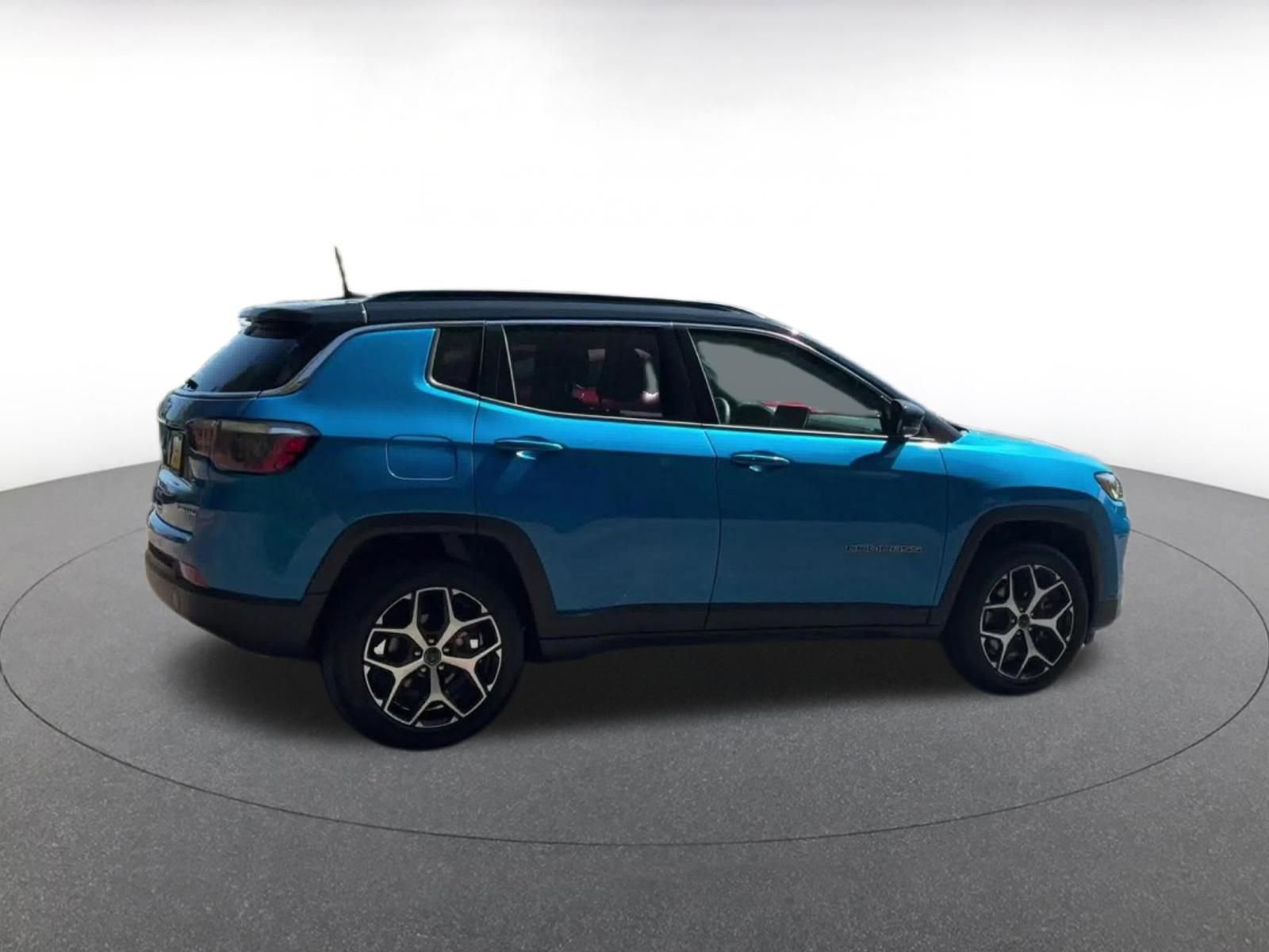Thumbnail: 2025 Jeep Compass - 15