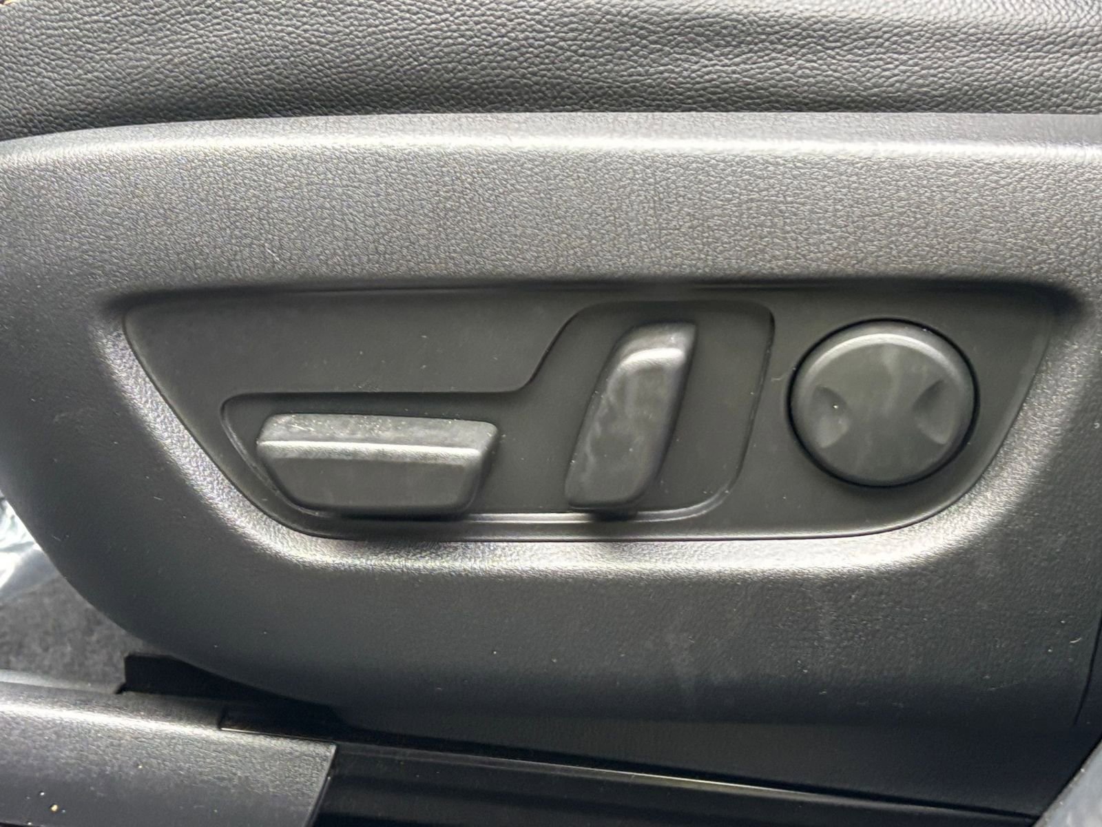 Thumbnail: 2025 Mazda CX-90 - 27