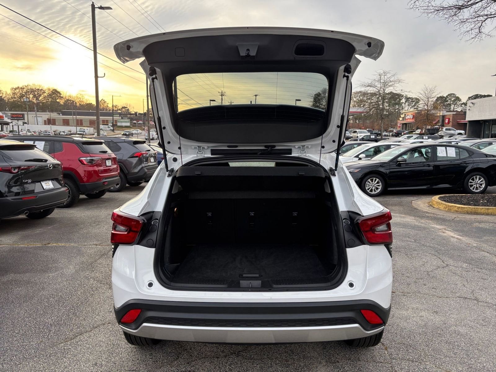 Thumbnail: 2025 Chevrolet Trax - 31