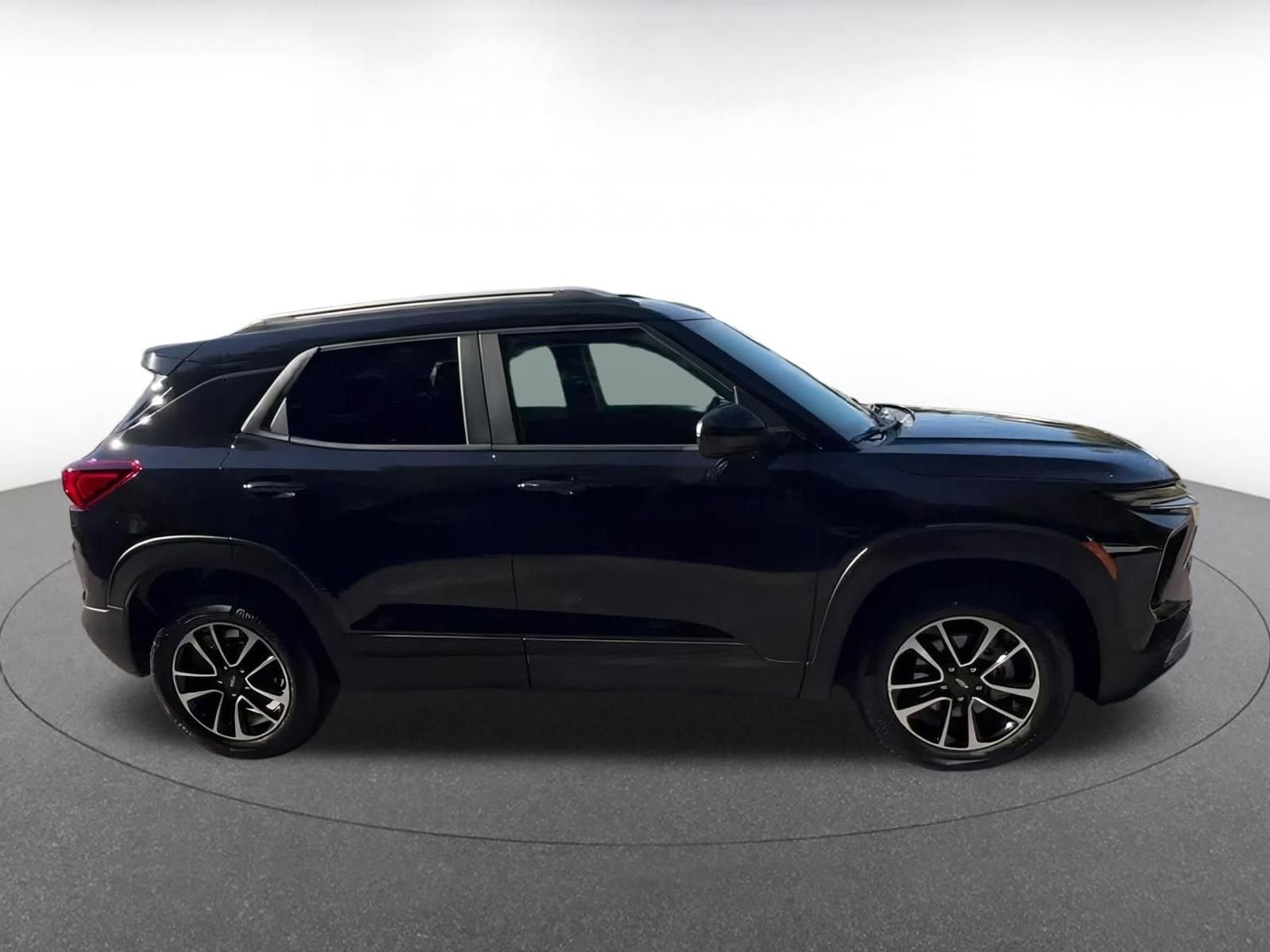 Thumbnail: 2025 Chevrolet TrailBlazer - 16