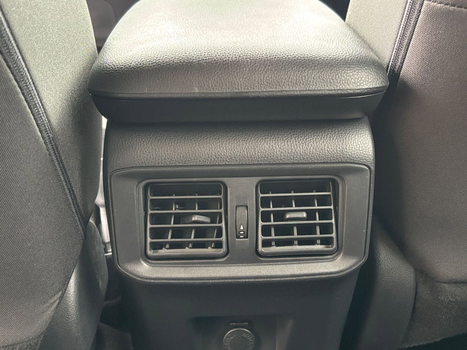 Thumbnail: 2025 Toyota RAV4 - 24