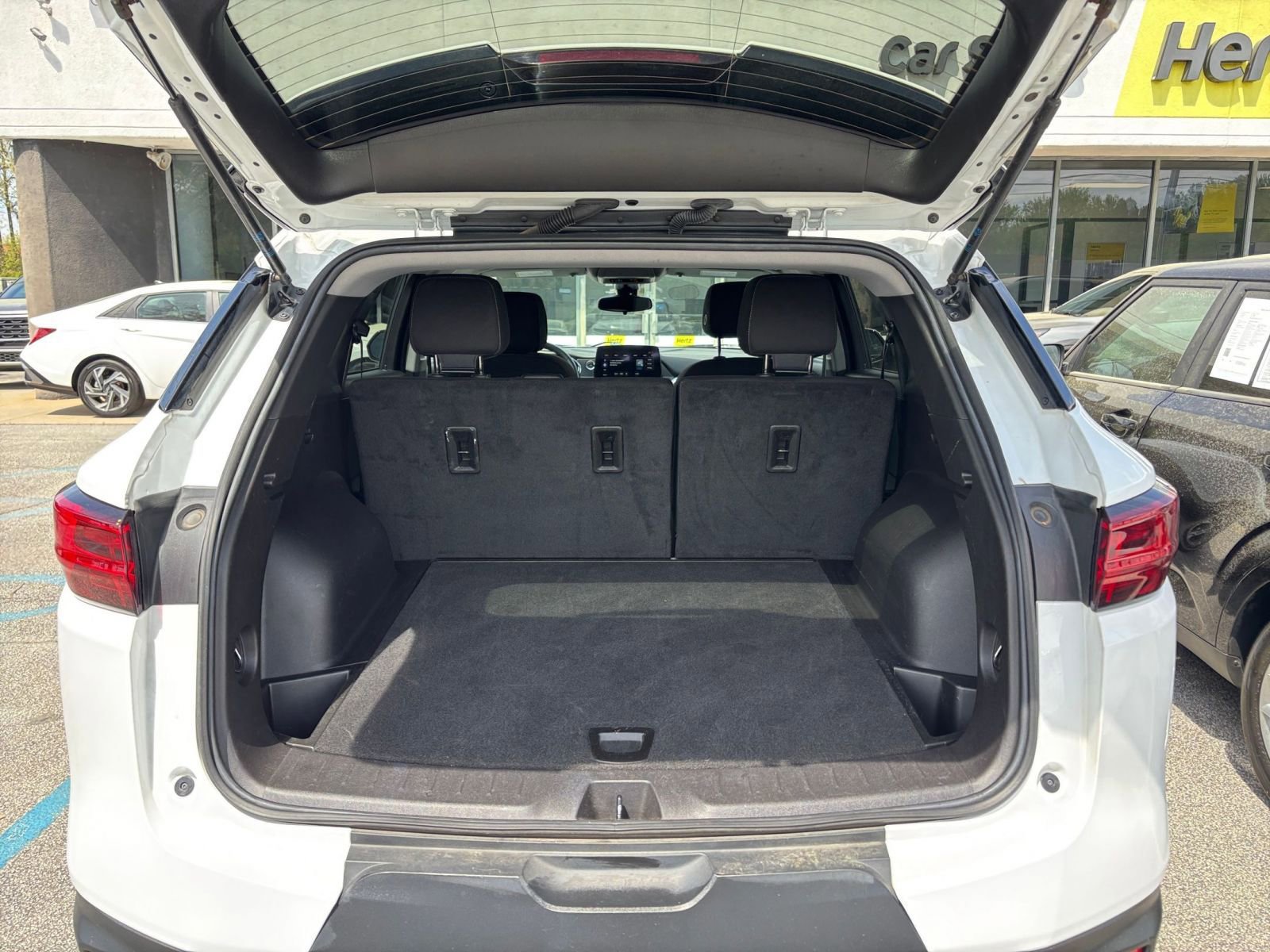 Thumbnail: 2024 Chevrolet Blazer - 32