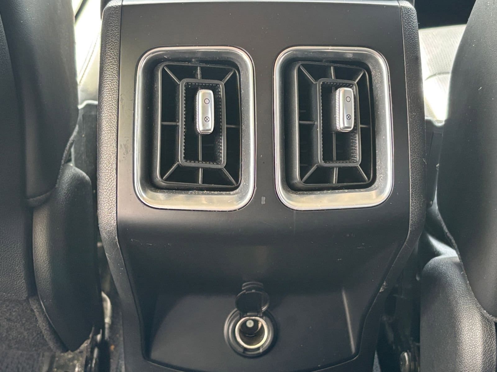 Thumbnail: 2024 Kia Sorento - 23