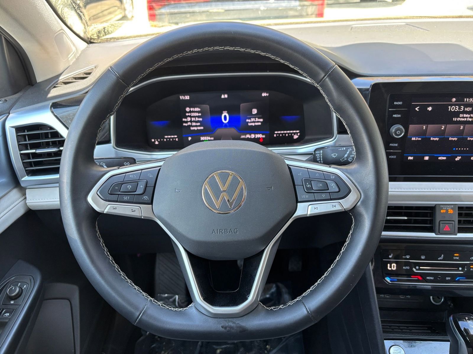 Thumbnail: 2025 Volkswagen Taos - 35