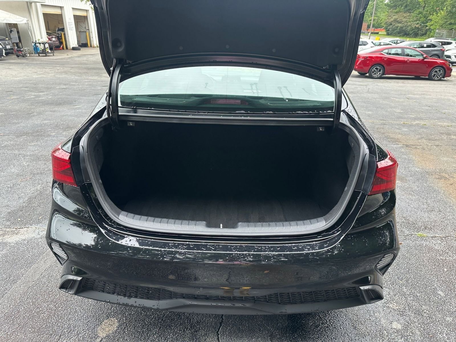 Thumbnail: 2024 Kia Forte - 31
