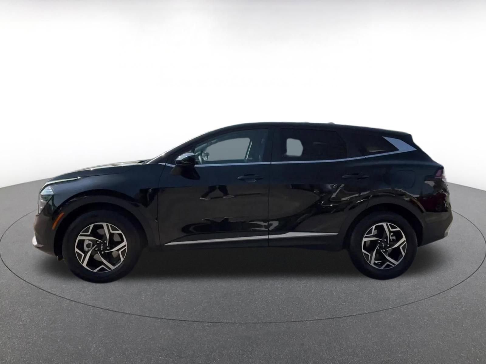 Thumbnail: 2025 Kia Sportage - 9