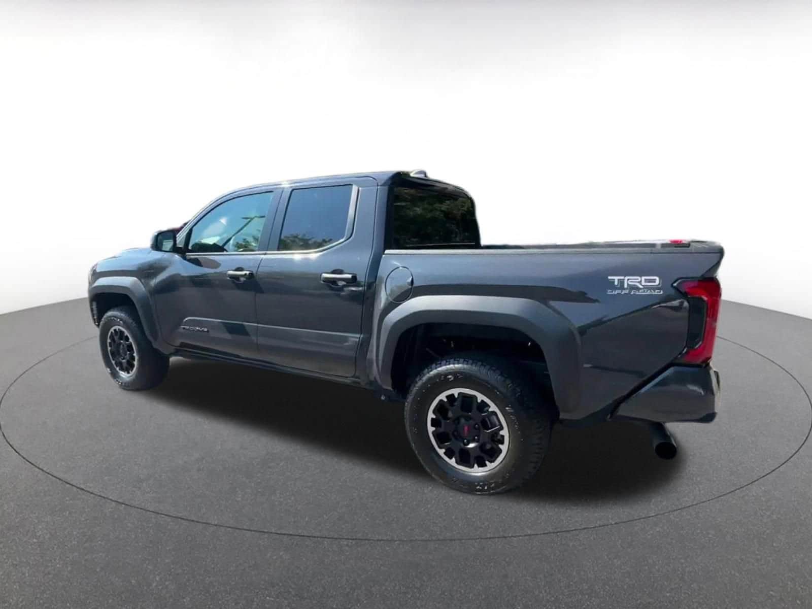 Thumbnail: 2024 Toyota Tacoma - 10