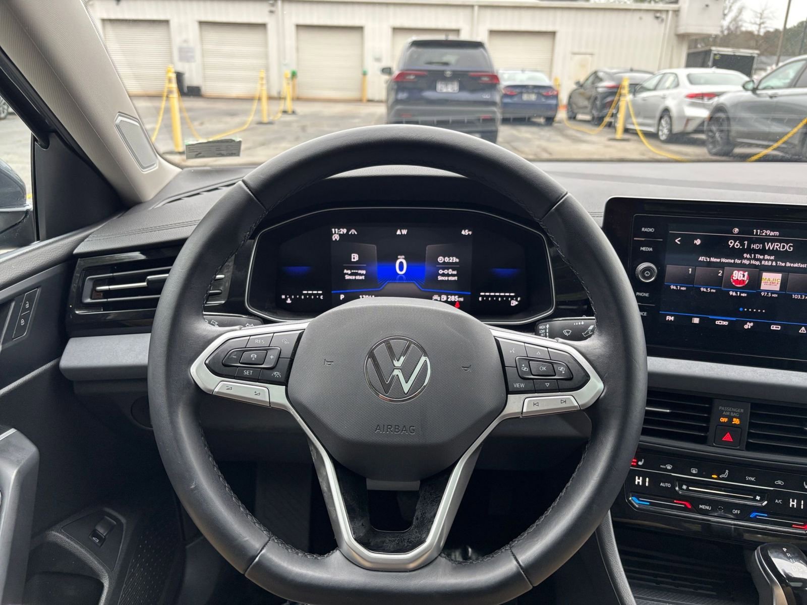 Thumbnail: 2025 Volkswagen Jetta - 34