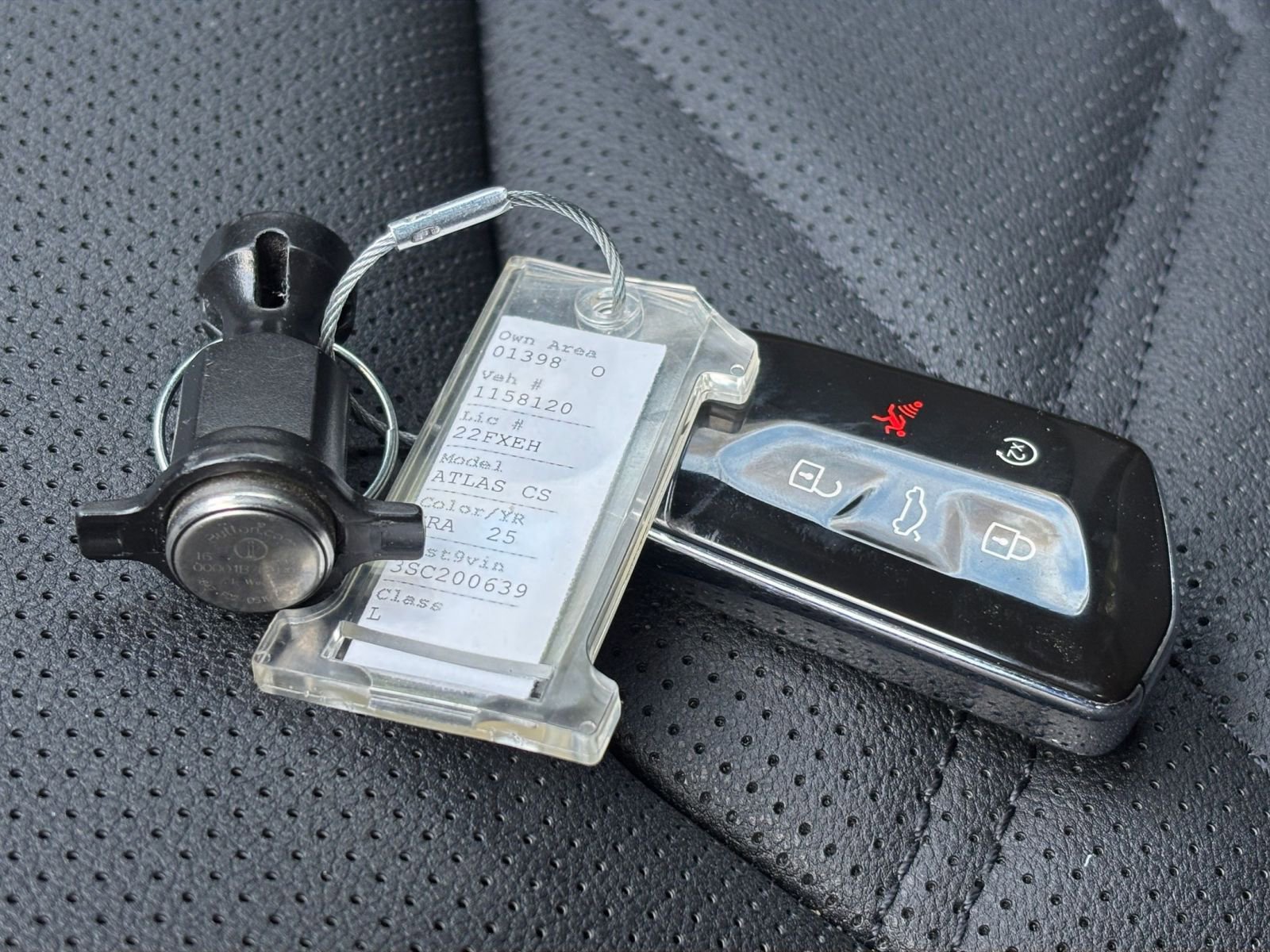 Thumbnail: 2025 Volkswagen Atlas - 27