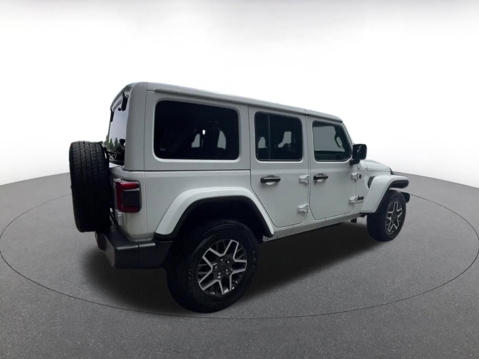 Thumbnail: 2025 Jeep Wrangler - 14