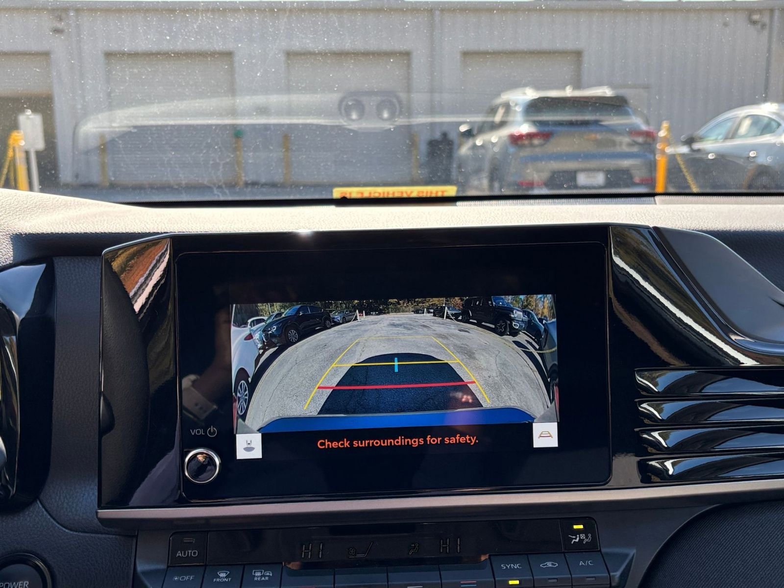 Thumbnail: 2025 Toyota Camry - 17