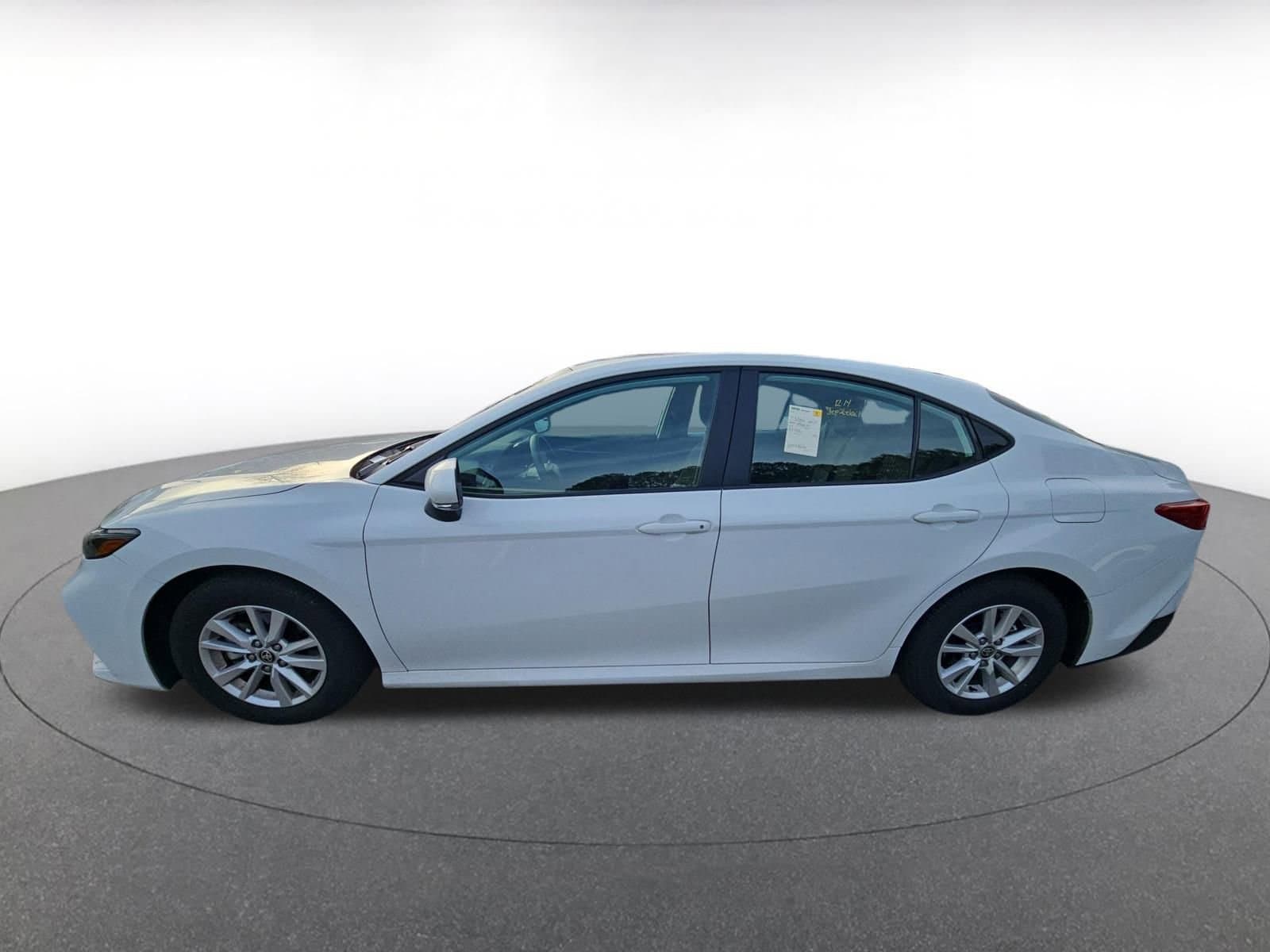 Thumbnail: 2025 Toyota Camry - 3