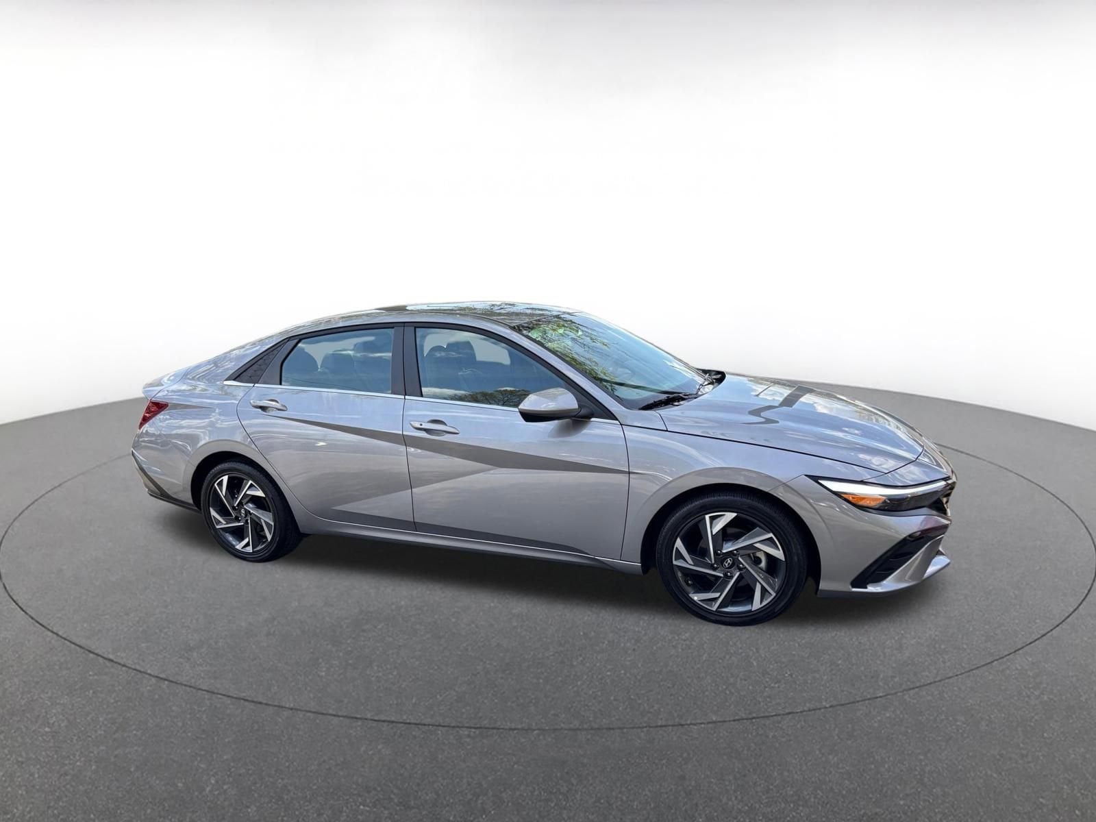 Thumbnail: 2025 Hyundai Elantra - 1
