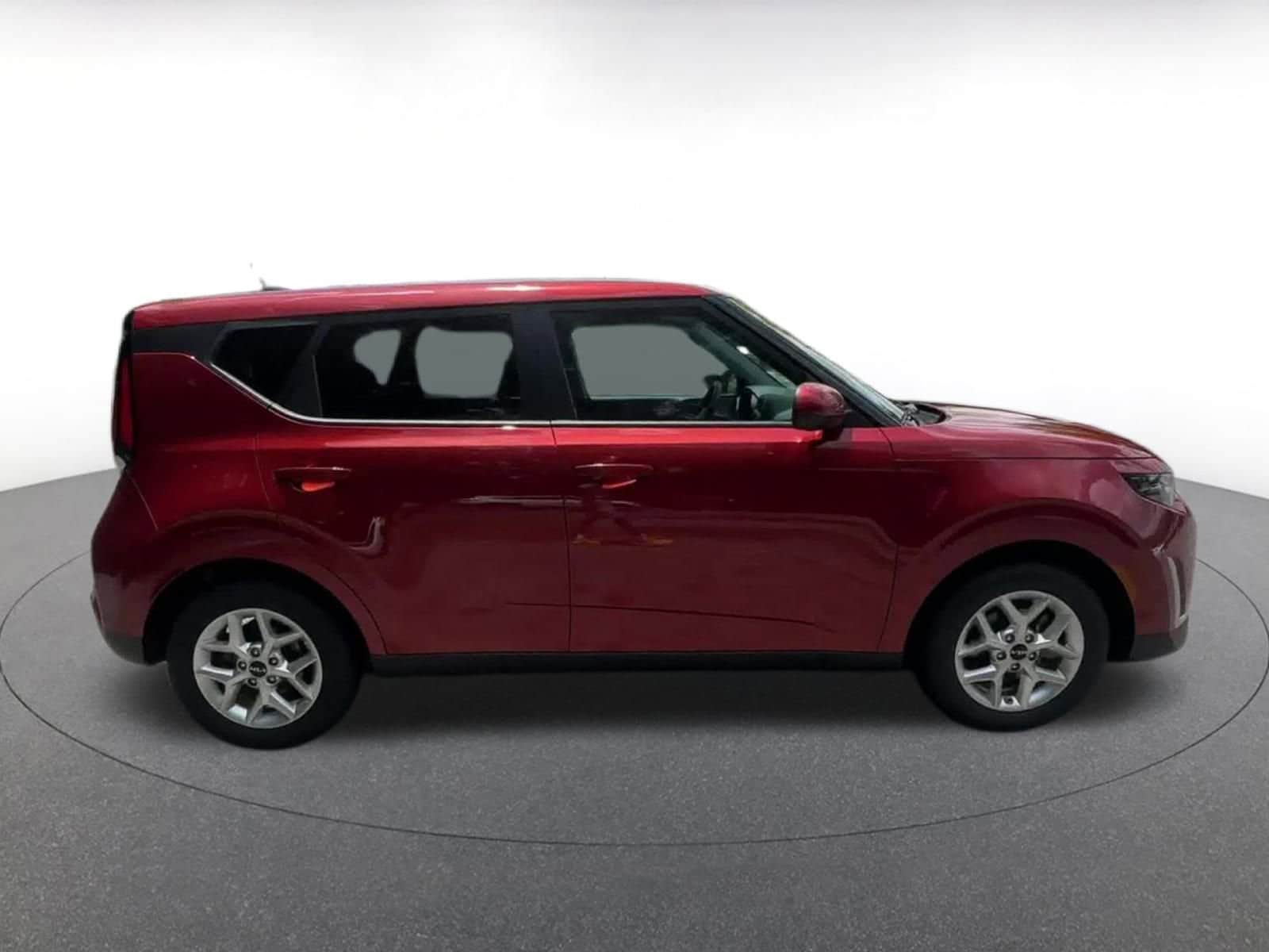 2024 Kia Soul LX 16