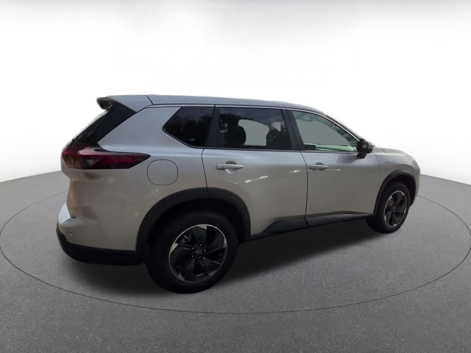 Thumbnail: 2025 Nissan Rogue - 15
