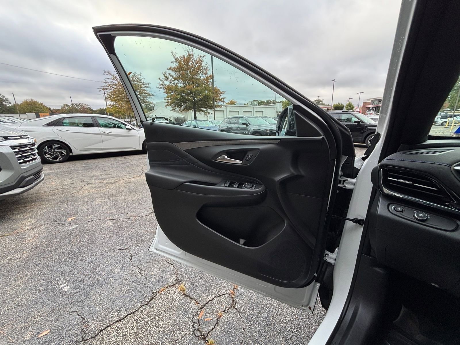 Thumbnail: 2025 Buick Envista - 20