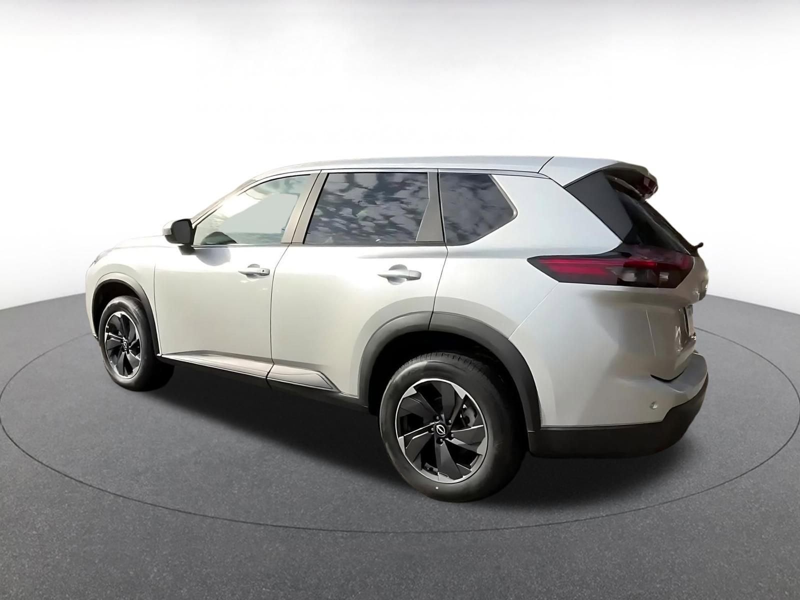 Thumbnail: 2025 Nissan Rogue - 10