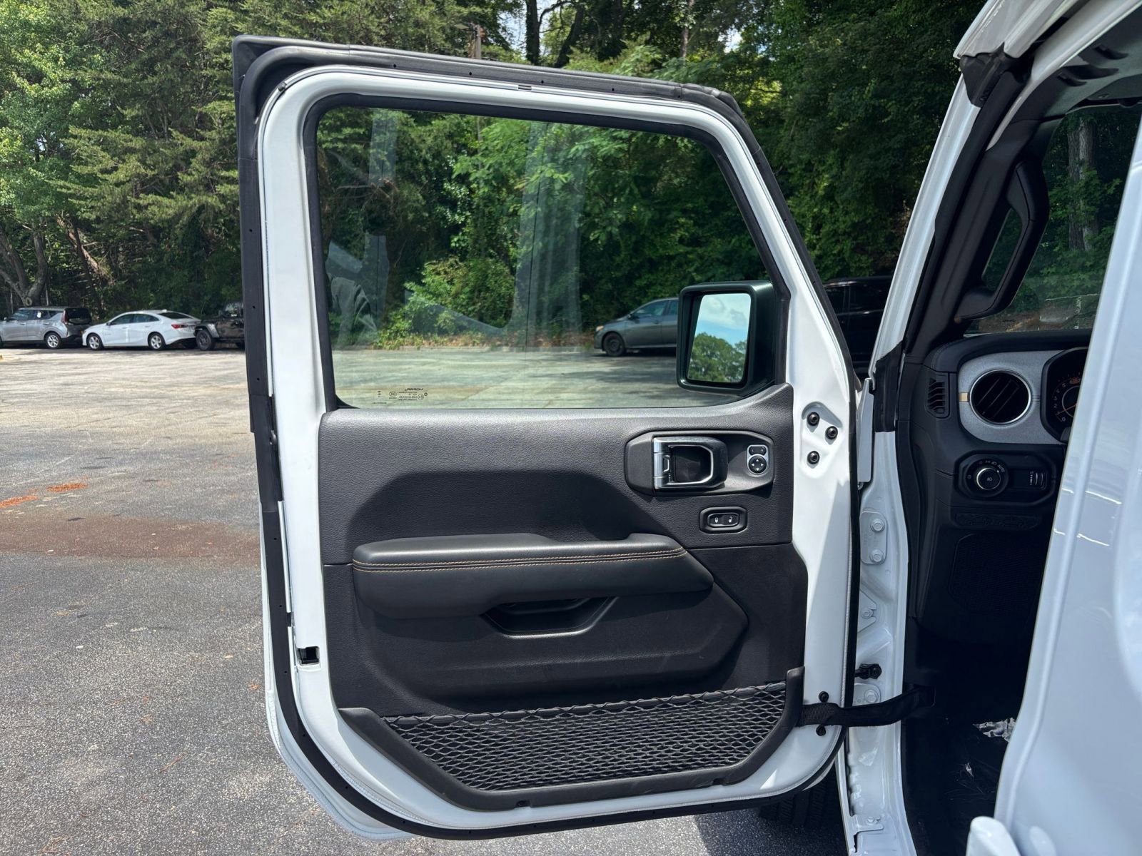 Thumbnail: 2025 Jeep Wrangler - 20
