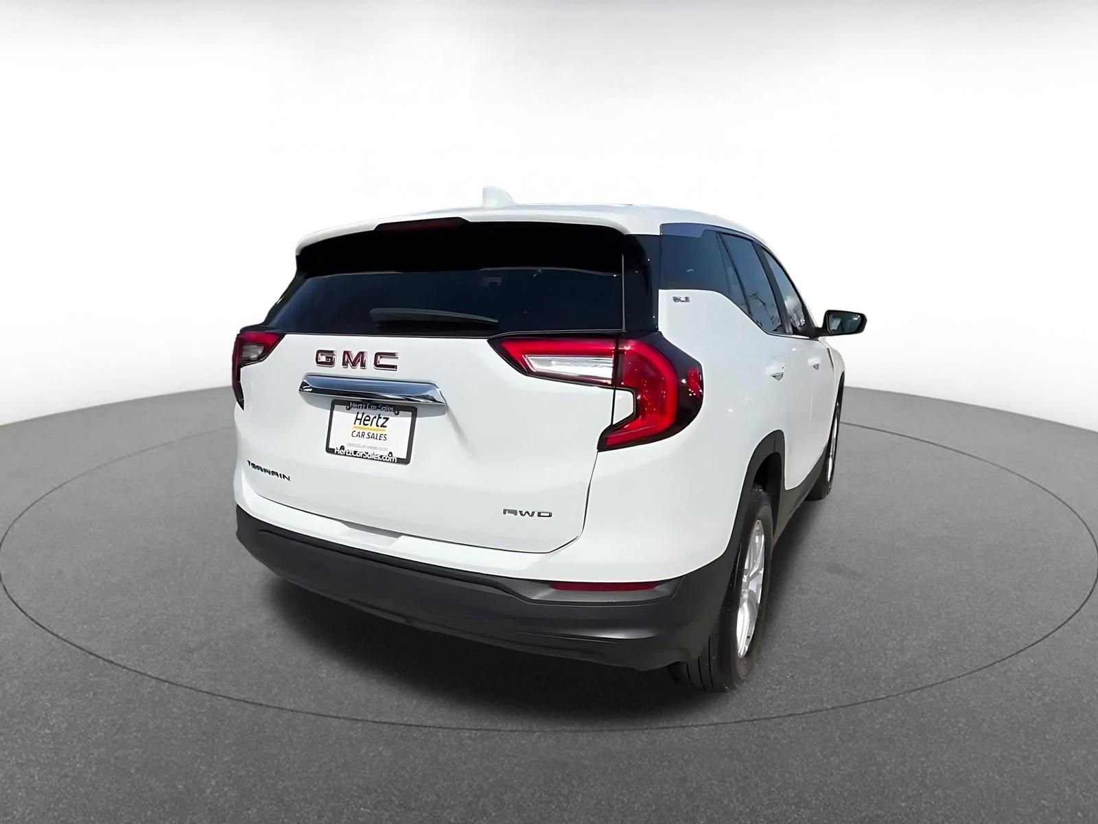 Thumbnail: 2024 GMC Terrain - 14