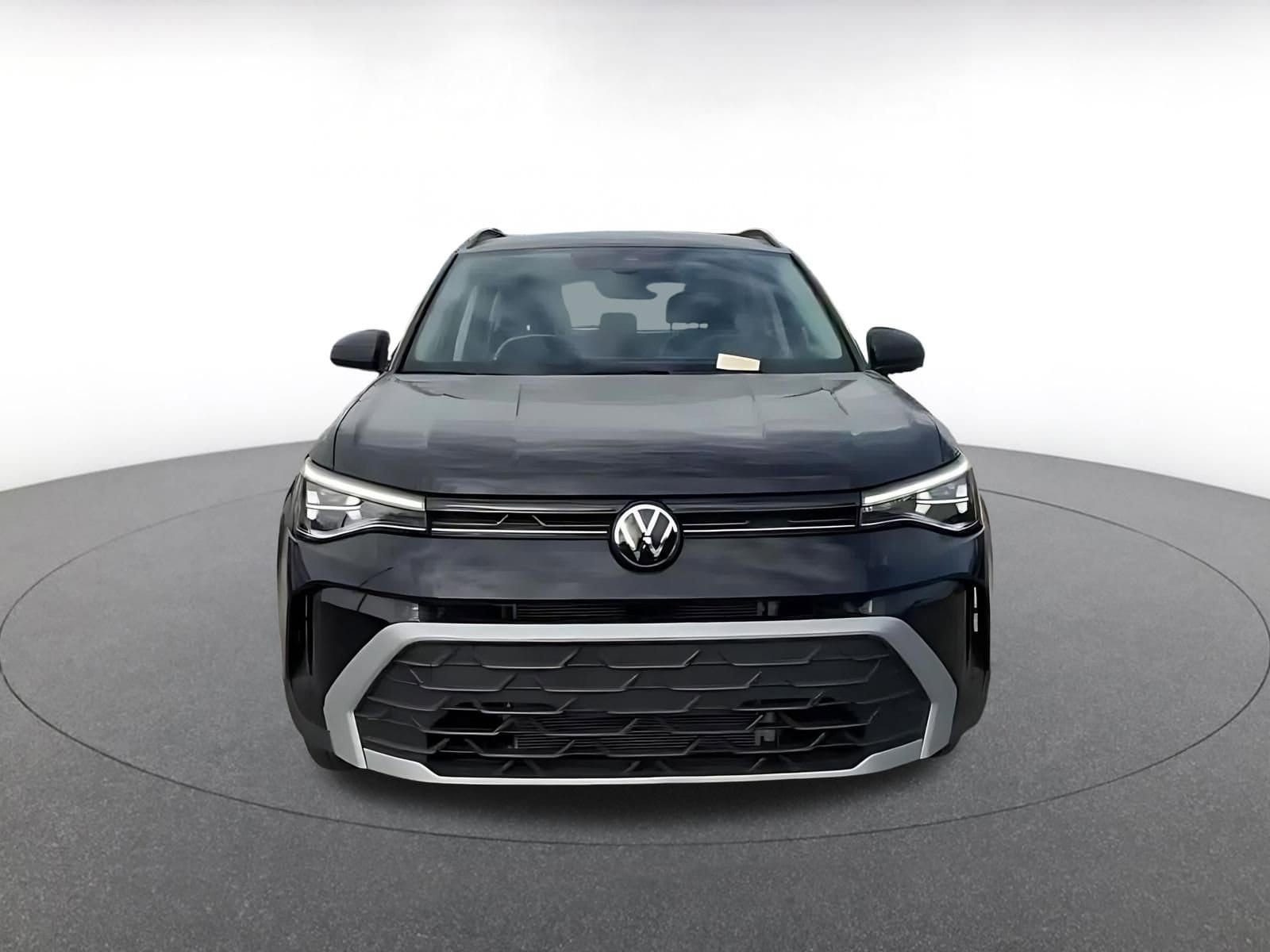 Thumbnail: 2025 Volkswagen Taos - 4